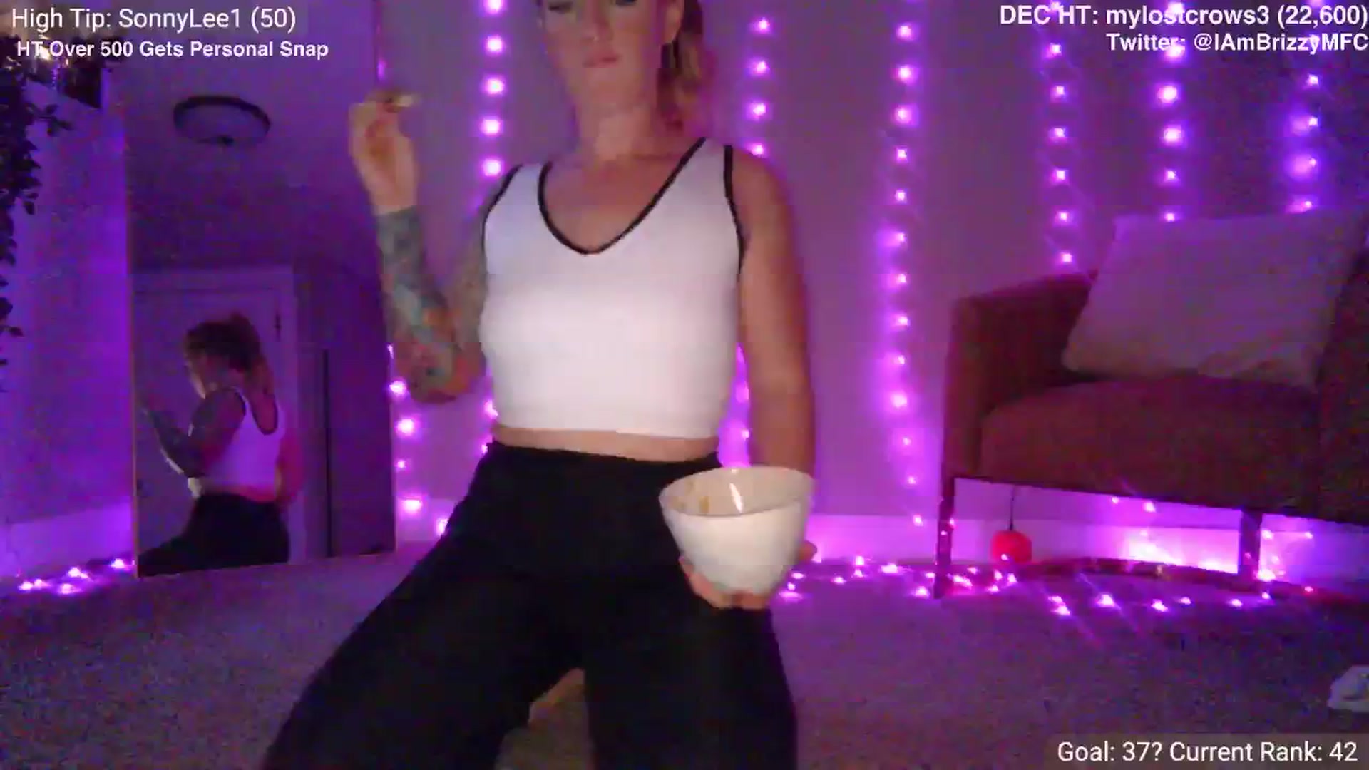 Gallery image thumbnail from Brizzy's myfreecams stream on, 12/03/2024, 23:53 image 5 of 20