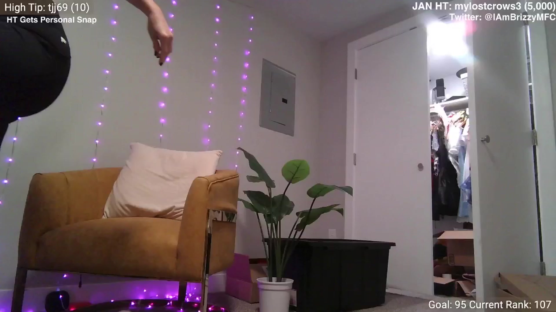 Gallery image thumbnail from Brizzy's myfreecams stream on, 01/06/2025, 17:55 image 1 of 20