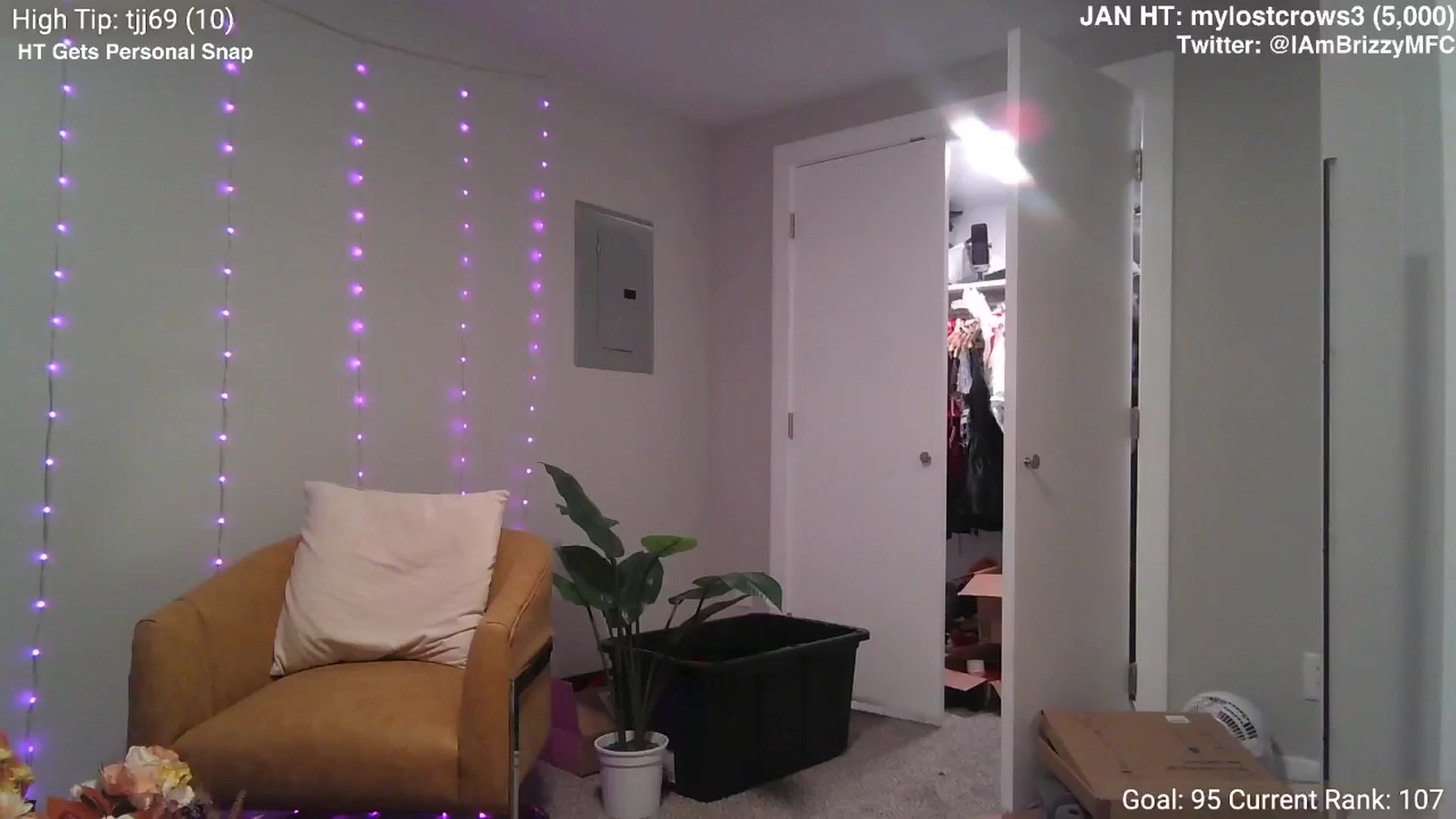 Gallery image thumbnail from Brizzy's myfreecams stream on, 01/06/2025, 17:55 image 4 of 20