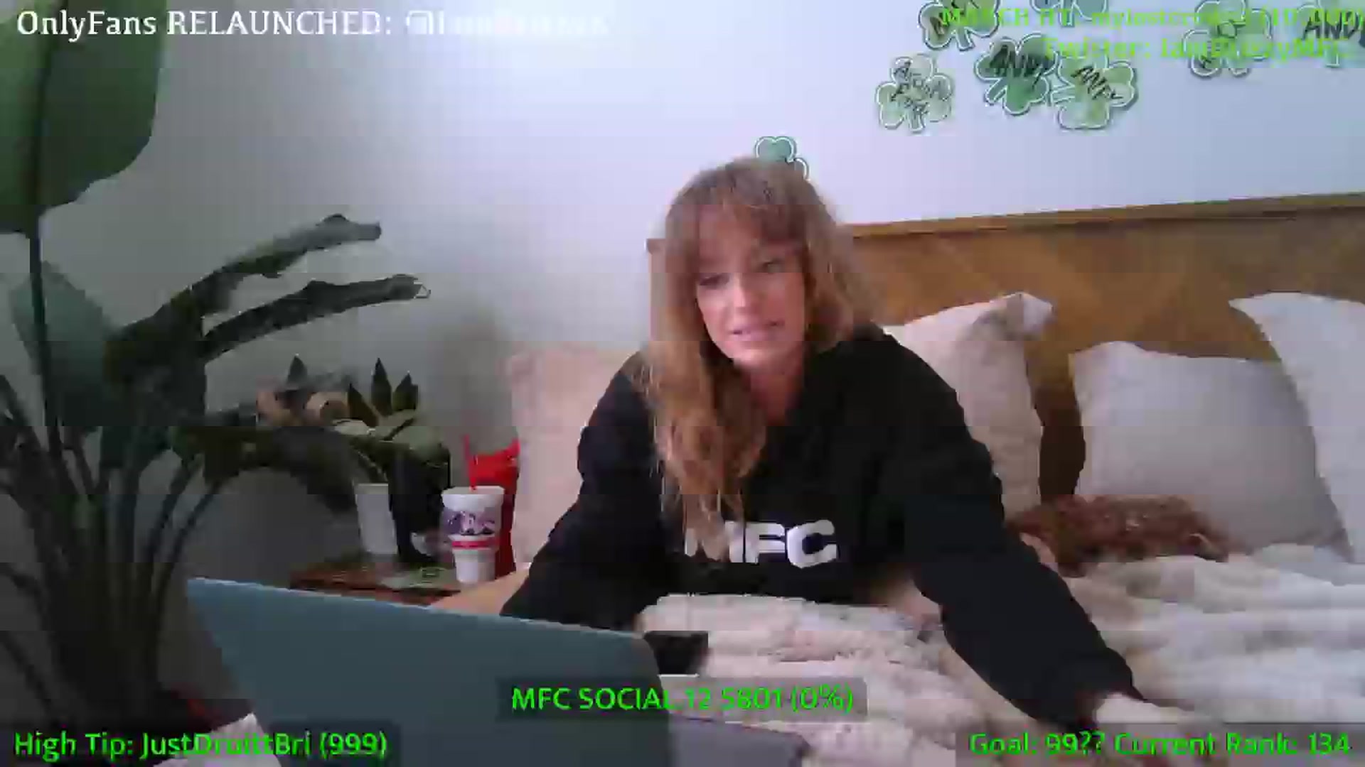 Gallery image thumbnail from Brizzy's myfreecams stream on, 03/12/2025, 19:25 image 9 of 20