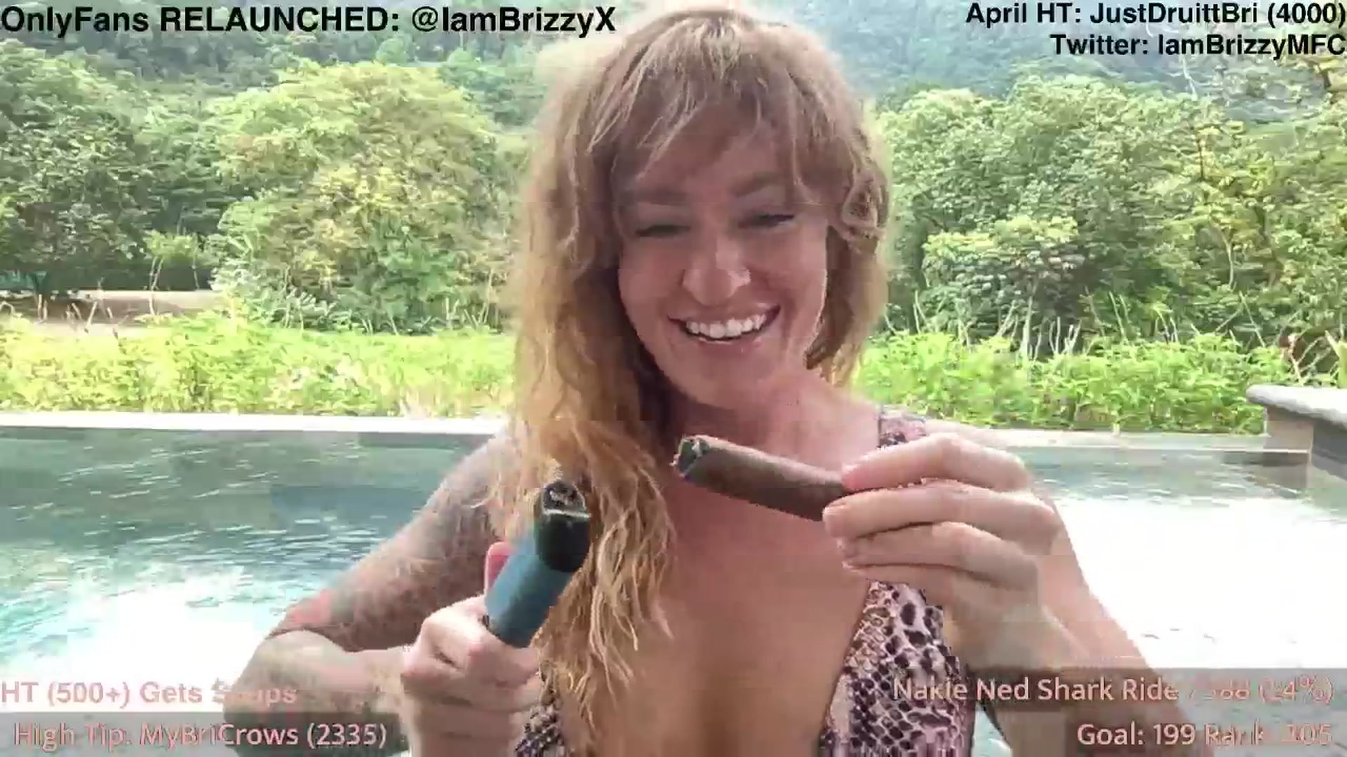 Gallery image thumbnail from Brizzy's myfreecams stream on, 04/21/2025, 21:23 image 7 of 20