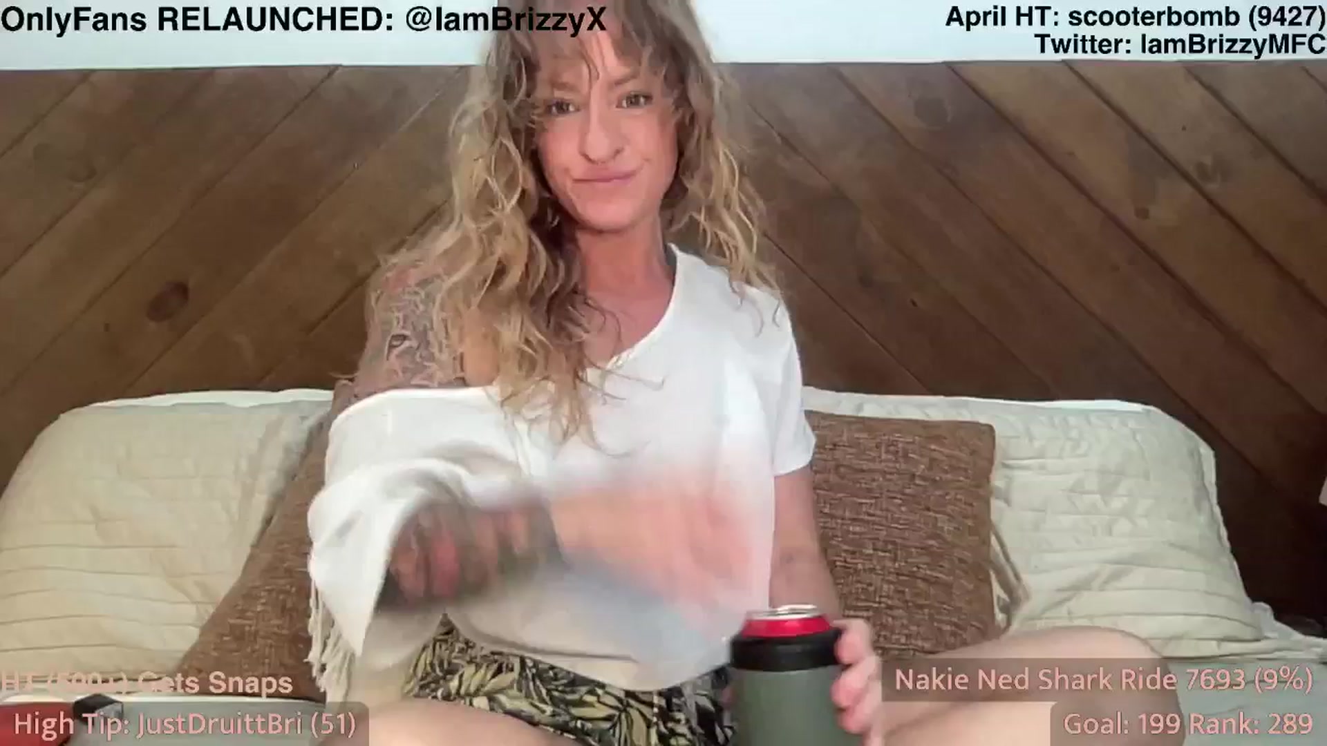 Gallery image thumbnail from Brizzy's myfreecams stream on, 04/28/2025, 20:09 image 3 of 20