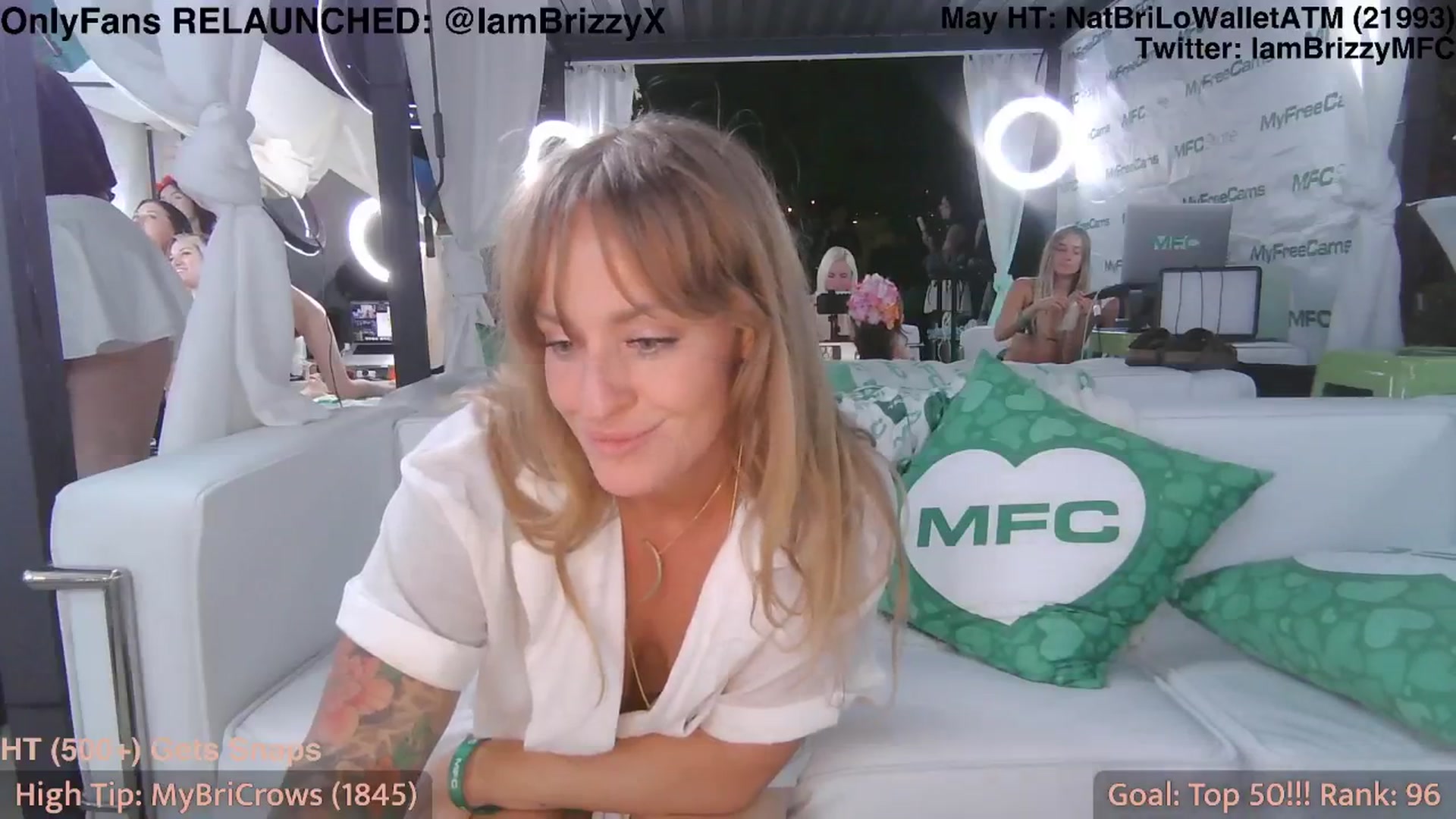 Gallery image thumbnail from Brizzy's myfreecams stream on, 05/21/2025, 06:02 image 18 of 20