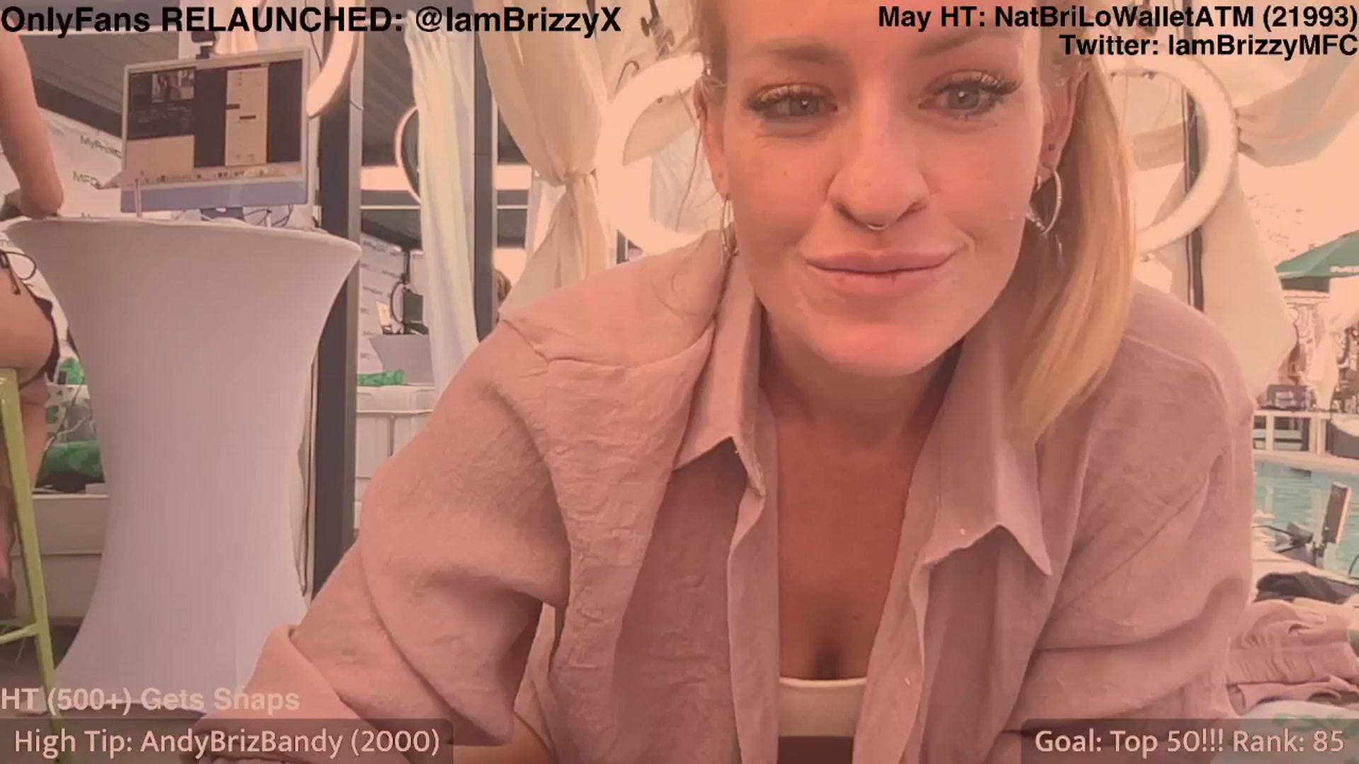 Gallery image thumbnail from Brizzy's myfreecams stream on, 05/22/2025, 02:31 image 11 of 20