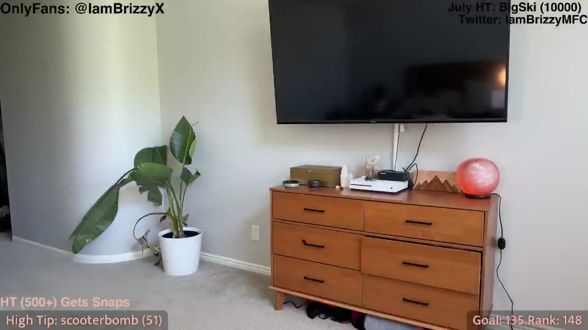 Gallery image thumbnail from Brizzy's myfreecams stream on, 07/16/2025, 20:15 image 16 of 20