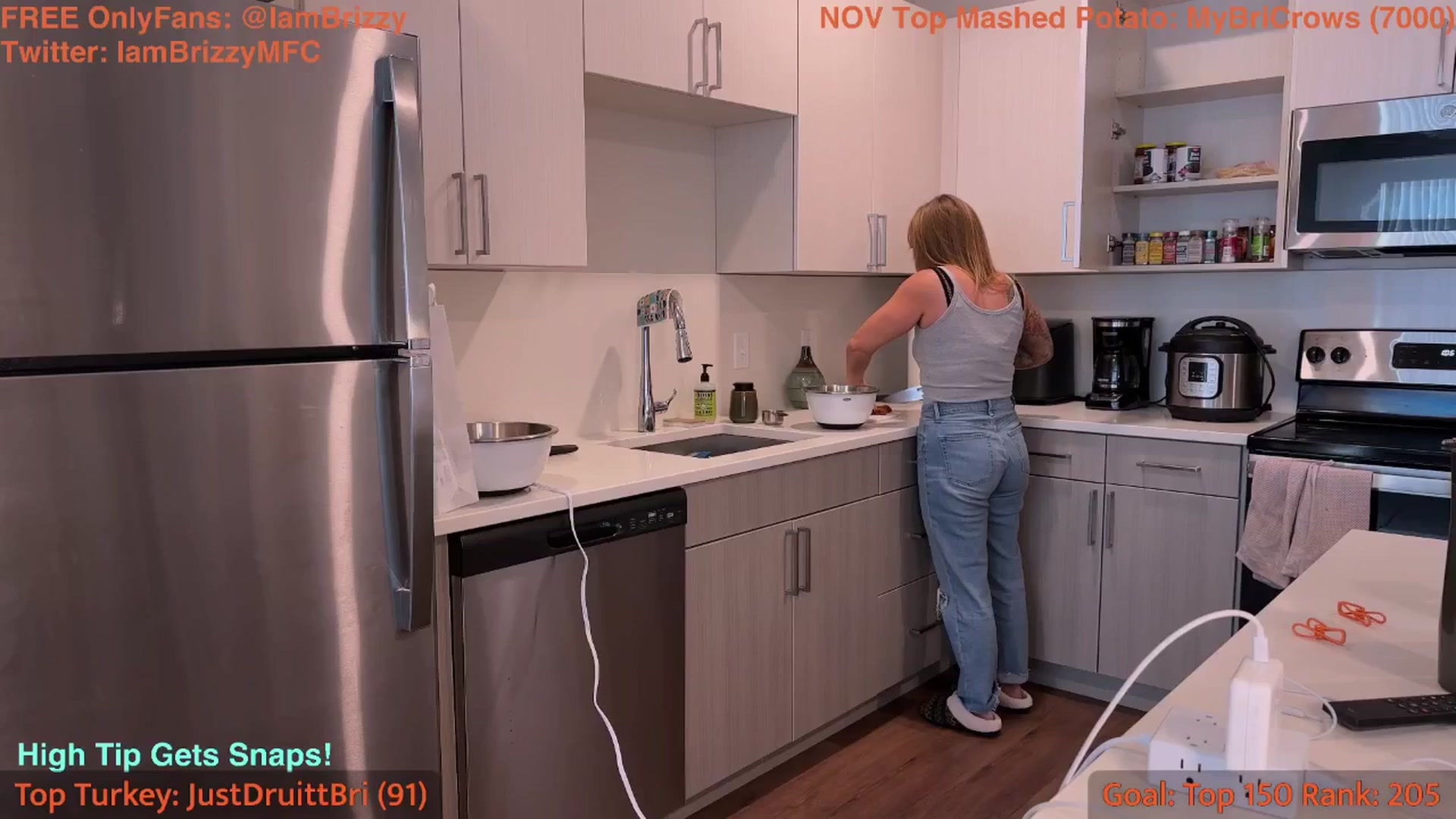 Gallery image thumbnail from Brizzy's myfreecams stream on, 11/21/2025, 22:48 image 3 of 20