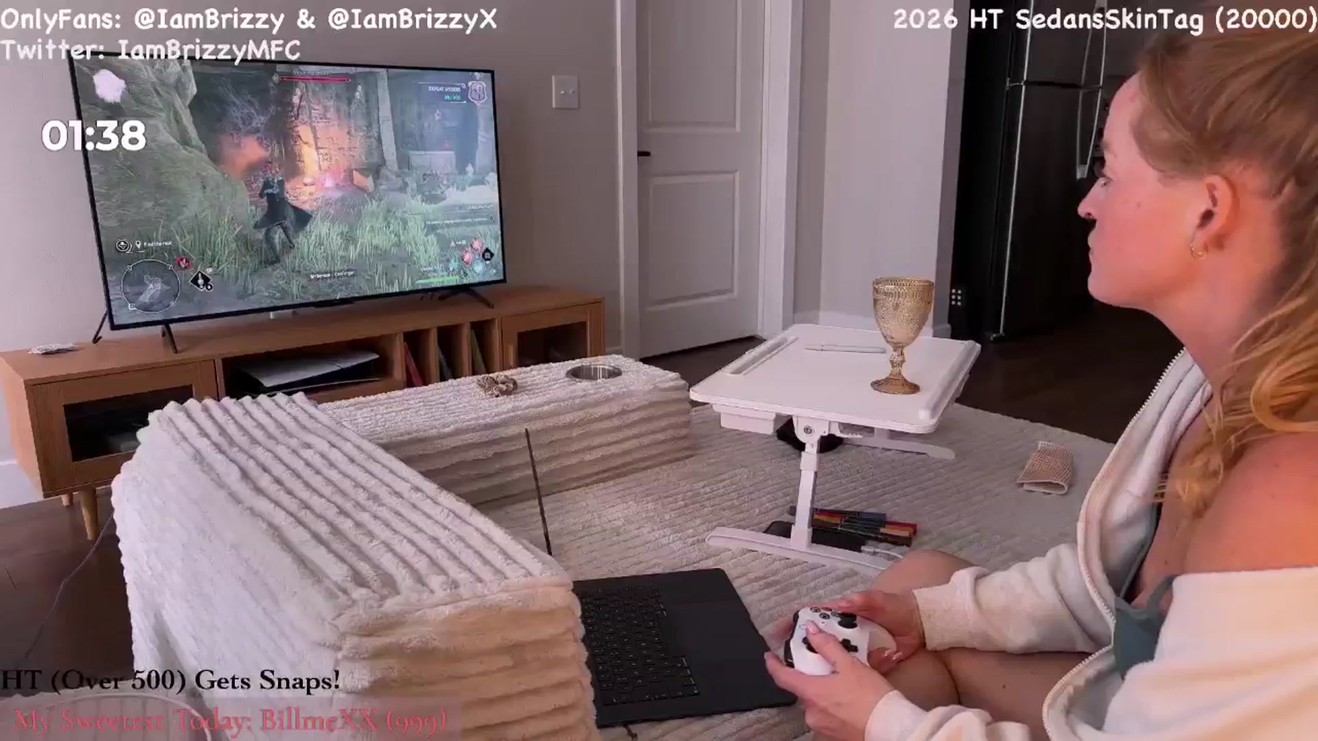 Gallery image thumbnail from Brizzy's myfreecams stream on, 04/20/2026, 24:18 image 17 of 20