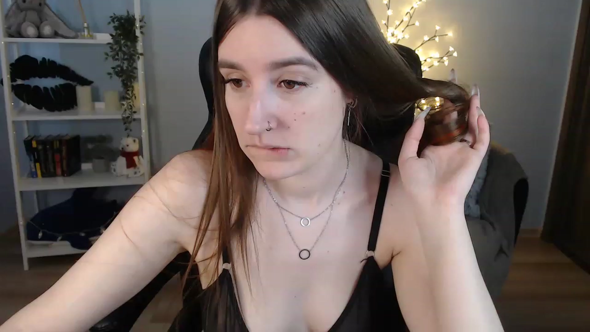 Gallery image thumbnail from Brocard's myfreecams stream on, 05/19/2023, 10:49 image 2 of 20