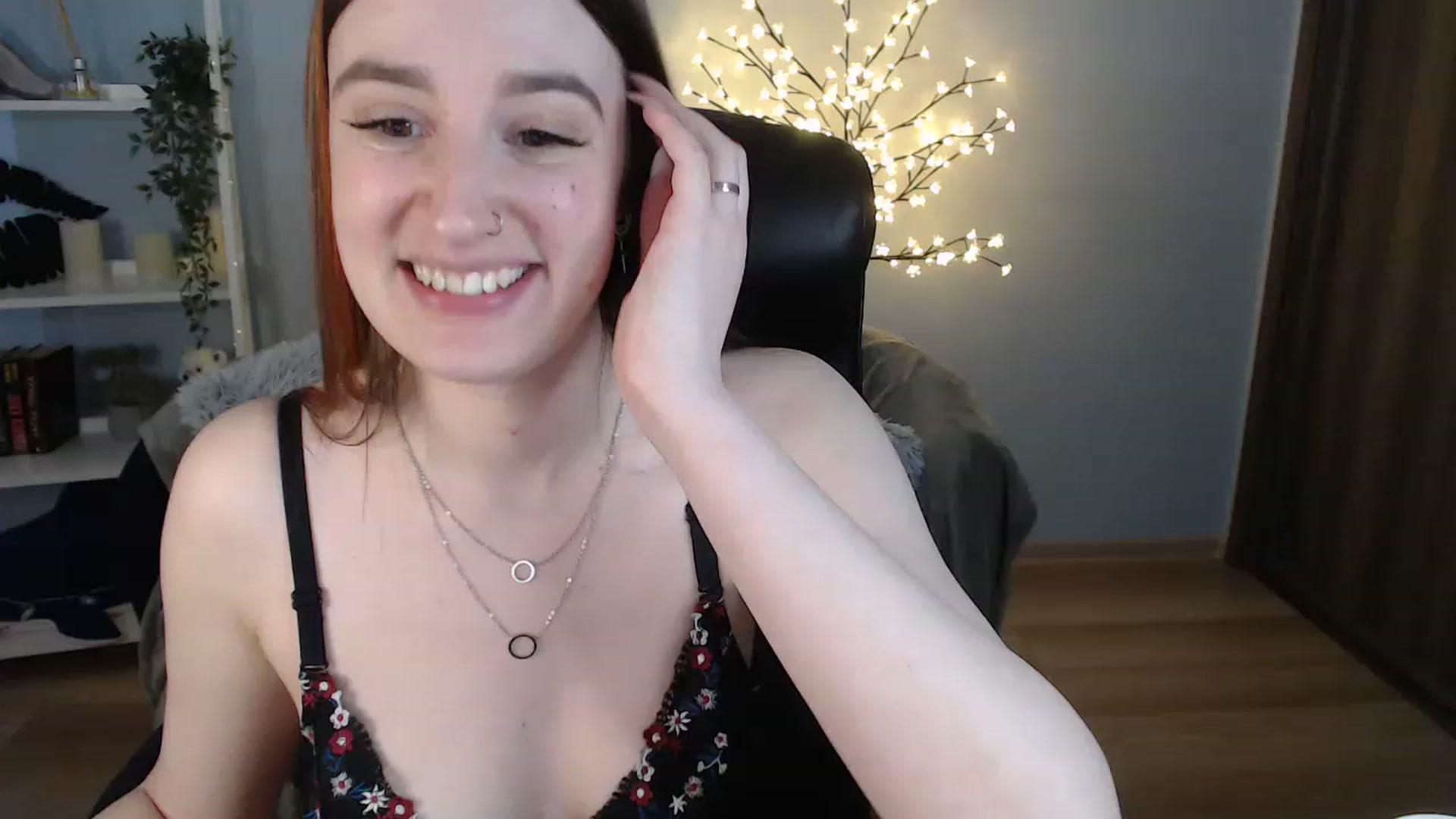 Gallery image thumbnail from Brocard's myfreecams stream on, 05/27/2023, 12:37 image 19 of 20