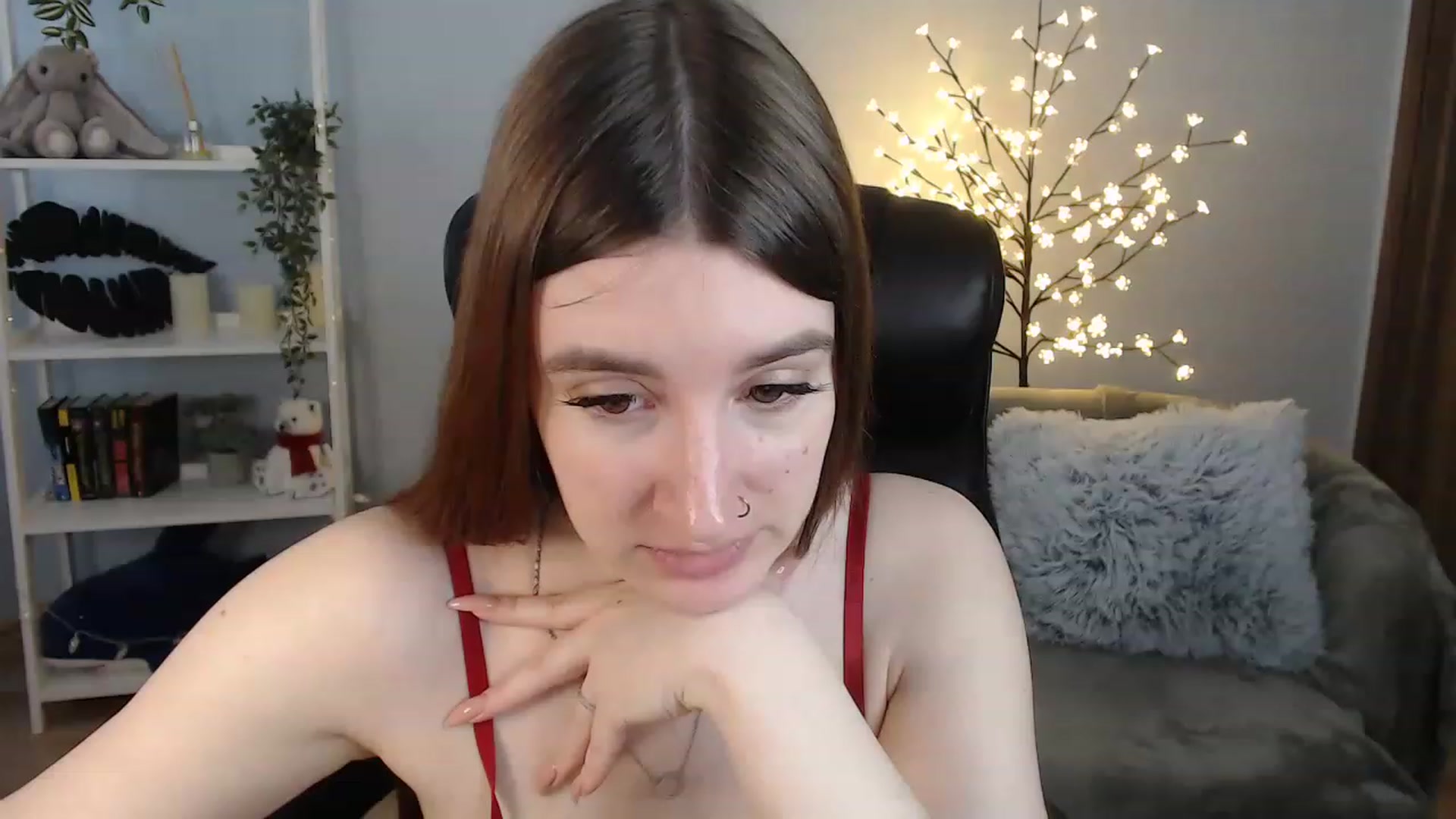 Gallery image thumbnail from Brocard's myfreecams stream on, 05/29/2023, 08:53 image 2 of 20