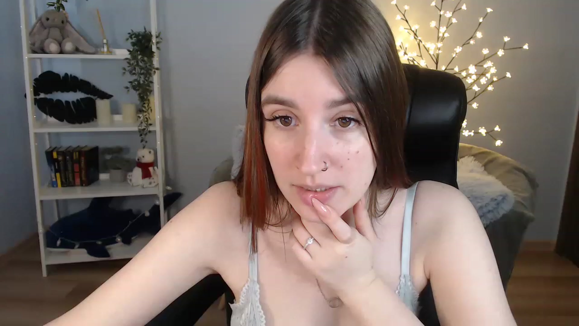 Gallery image thumbnail from Brocard's myfreecams stream on, 05/31/2023, 10:13 image 20 of 20