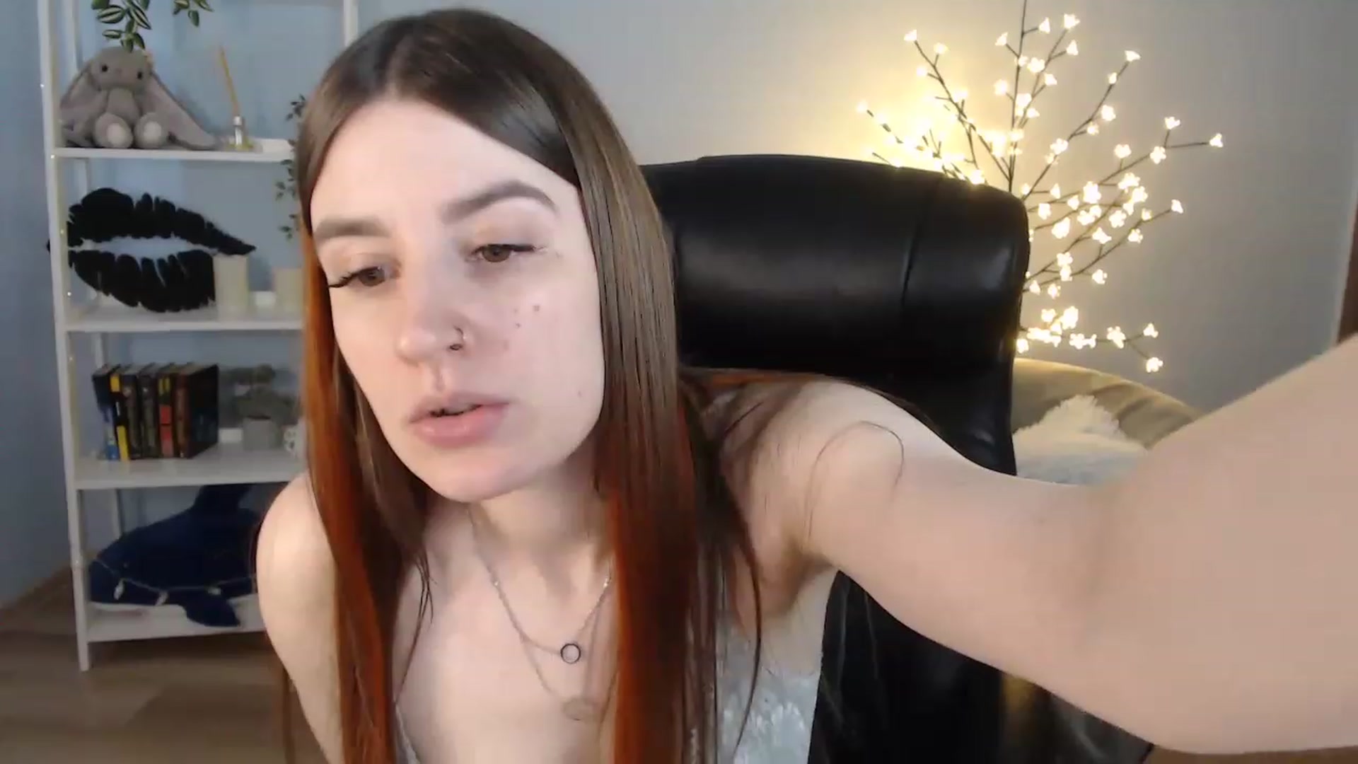 Gallery image thumbnail from Brocard's myfreecams stream on, 05/31/2023, 10:13 image 9 of 20
