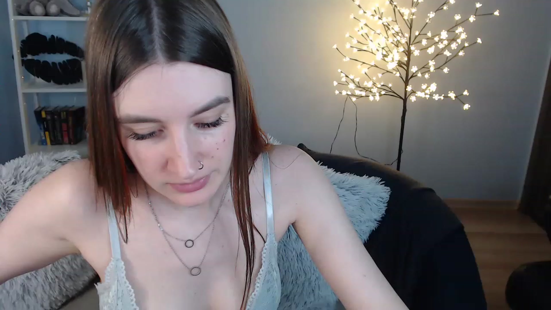 Gallery image thumbnail from Brocard's myfreecams stream on, 05/31/2023, 14:29 image 8 of 20
