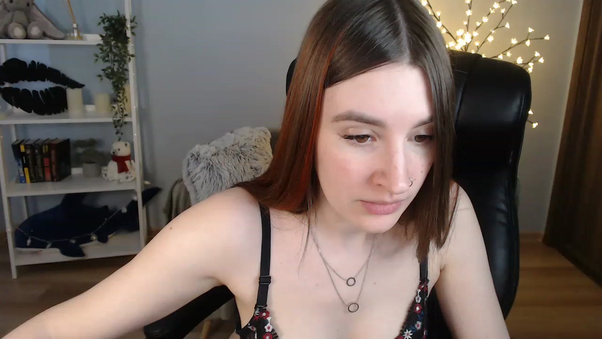 Gallery image thumbnail from Brocard's myfreecams stream on, 06/01/2023, 11:20 image 16 of 20