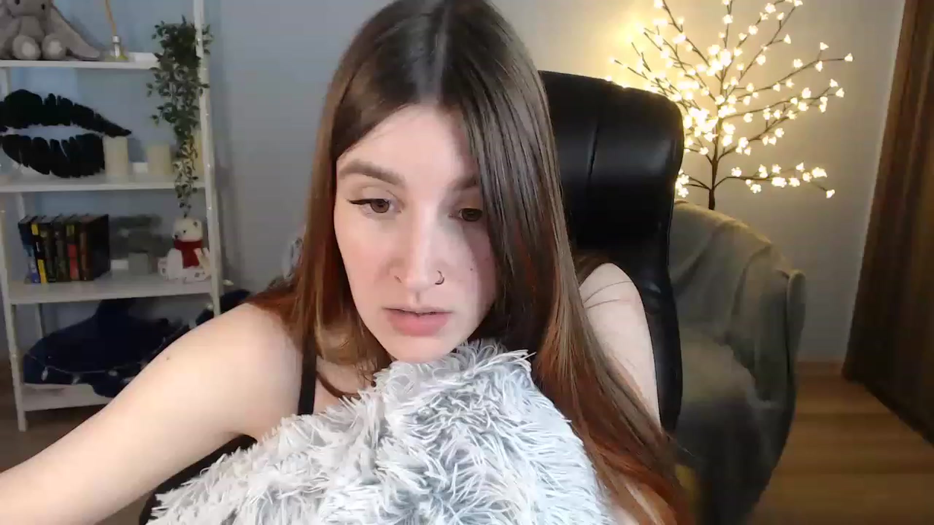 Gallery image thumbnail from Brocard's myfreecams stream on, 06/01/2023, 13:00 image 7 of 20
