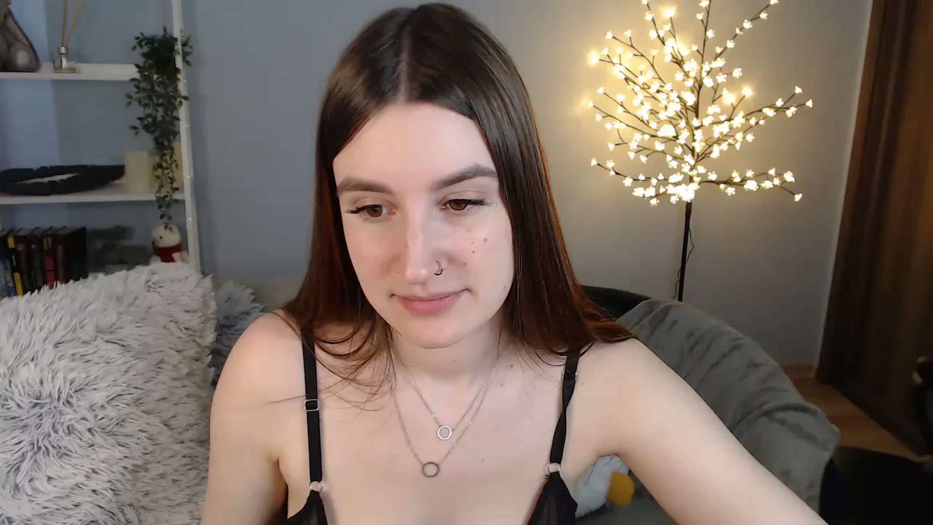 Gallery image thumbnail from Brocard's myfreecams stream on, 06/07/2023, 11:46 image 13 of 20