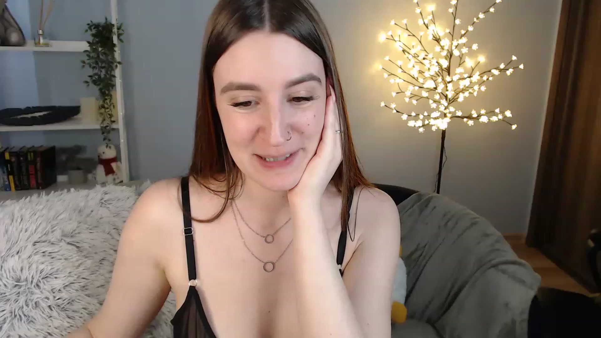 Gallery image thumbnail from Brocard's myfreecams stream on, 06/07/2023, 12:01 image 7 of 20