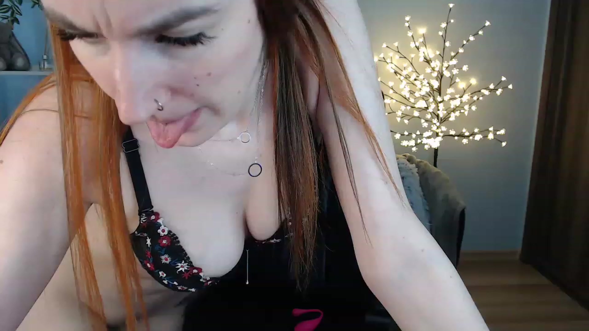 Gallery image thumbnail from Brocard's myfreecams stream on, 06/10/2023, 09:09 image 14 of 20