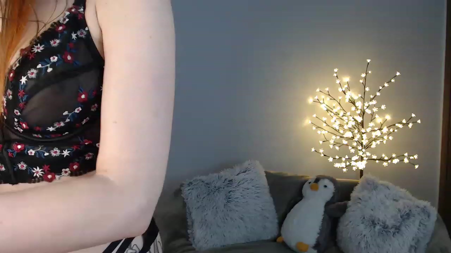 Gallery image thumbnail from Brocard's myfreecams stream on, 06/10/2023, 12:10 image 1 of 20