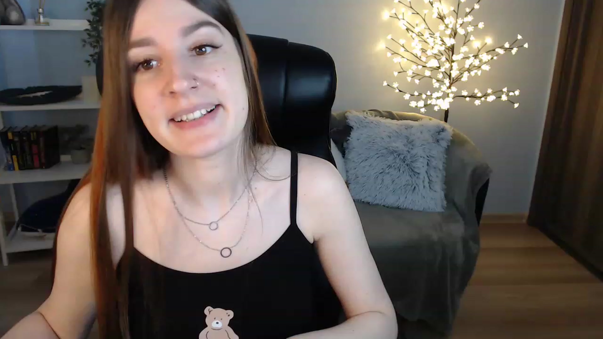 Gallery image thumbnail from Brocard's myfreecams stream on, 06/16/2023, 09:23 image 20 of 20