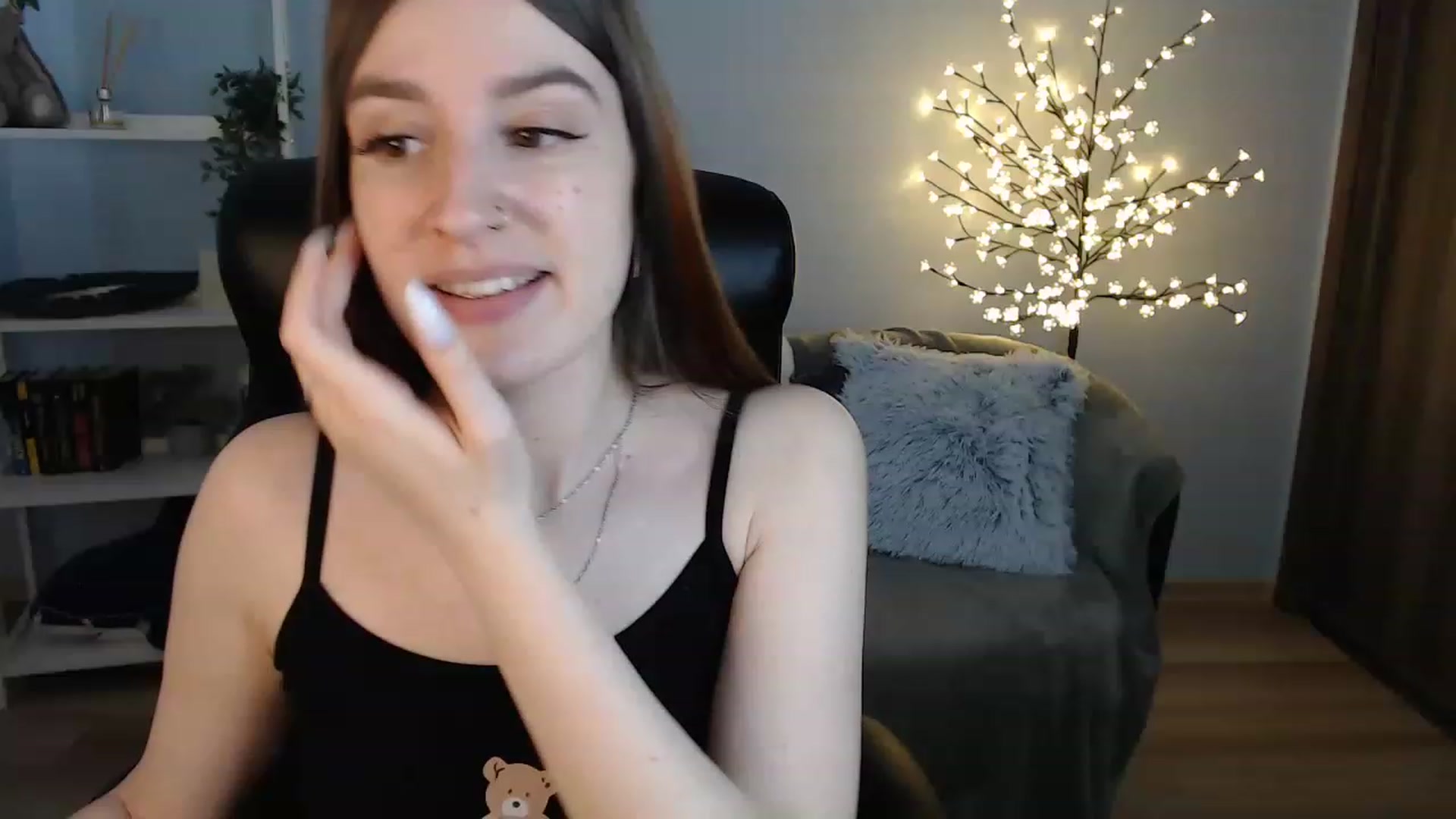 Gallery image thumbnail from Brocard's myfreecams stream on, 06/16/2023, 09:23 image 6 of 20