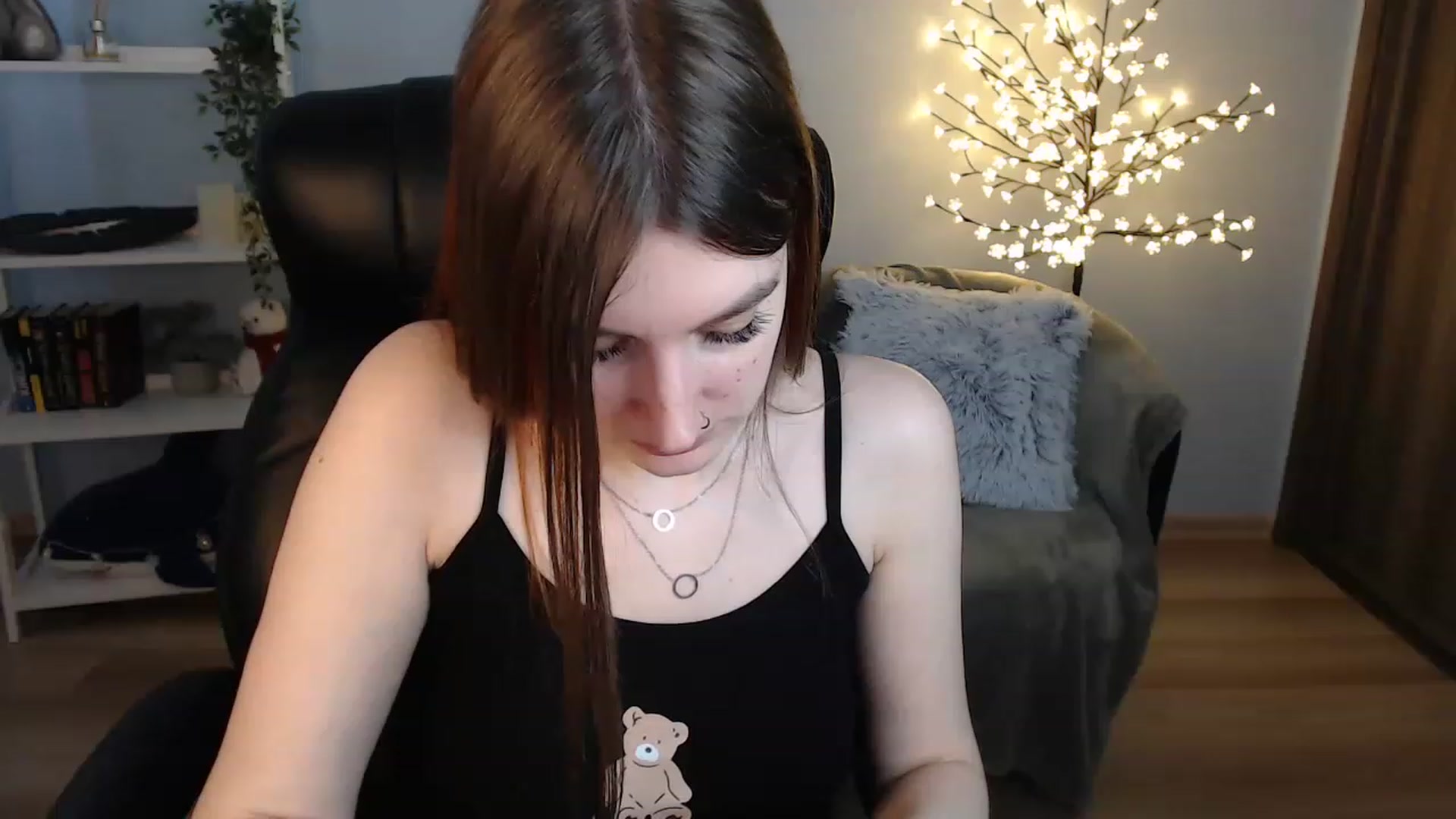 Gallery image thumbnail from Brocard's myfreecams stream on, 06/16/2023, 09:23 image 19 of 20