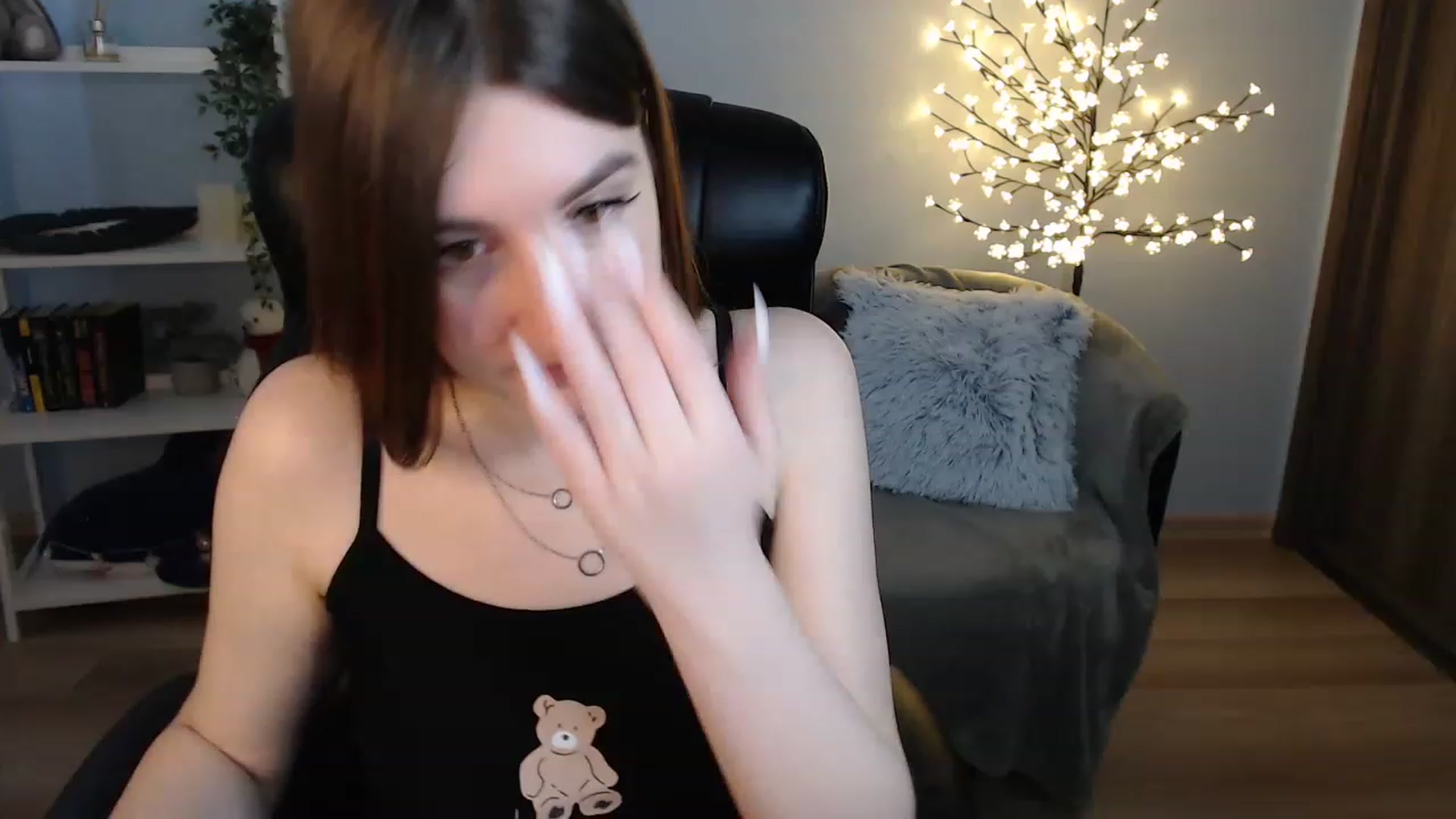 Gallery image thumbnail from Brocard's myfreecams stream on, 06/16/2023, 09:23 image 18 of 20