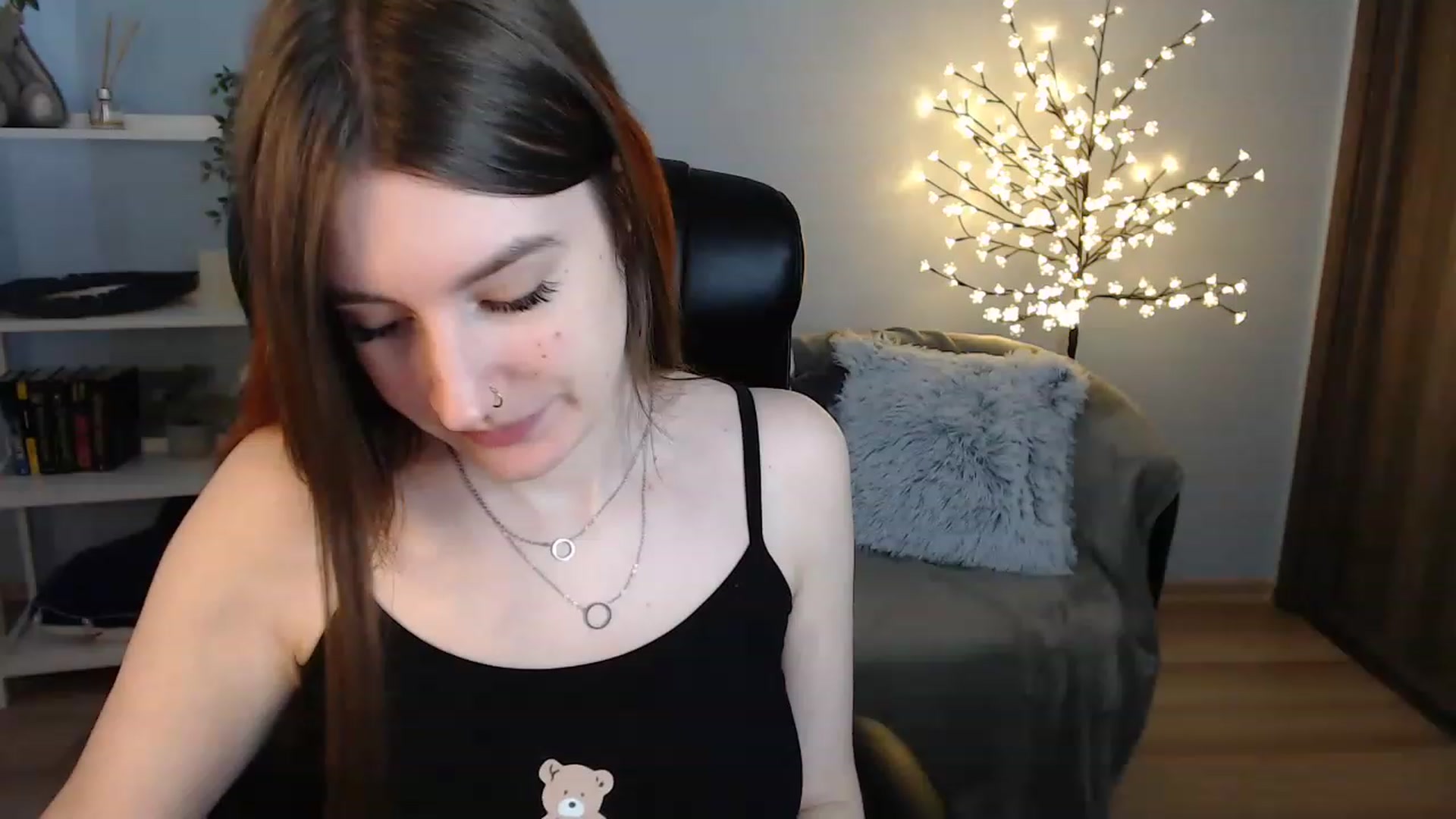 Gallery image thumbnail from Brocard's myfreecams stream on, 06/16/2023, 09:23 image 9 of 20