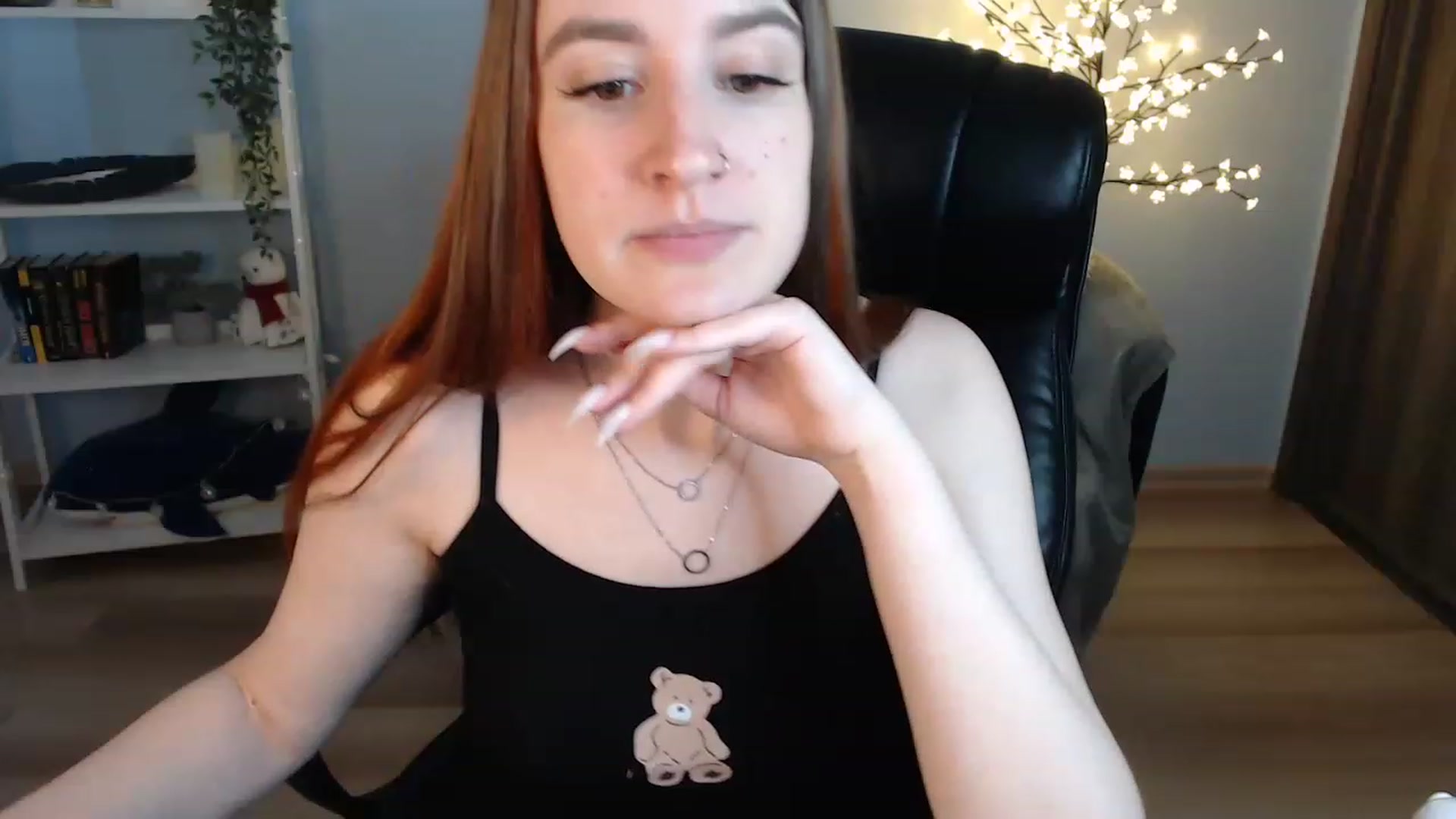 Gallery image thumbnail from Brocard's myfreecams stream on, 06/16/2023, 09:59 image 3 of 20