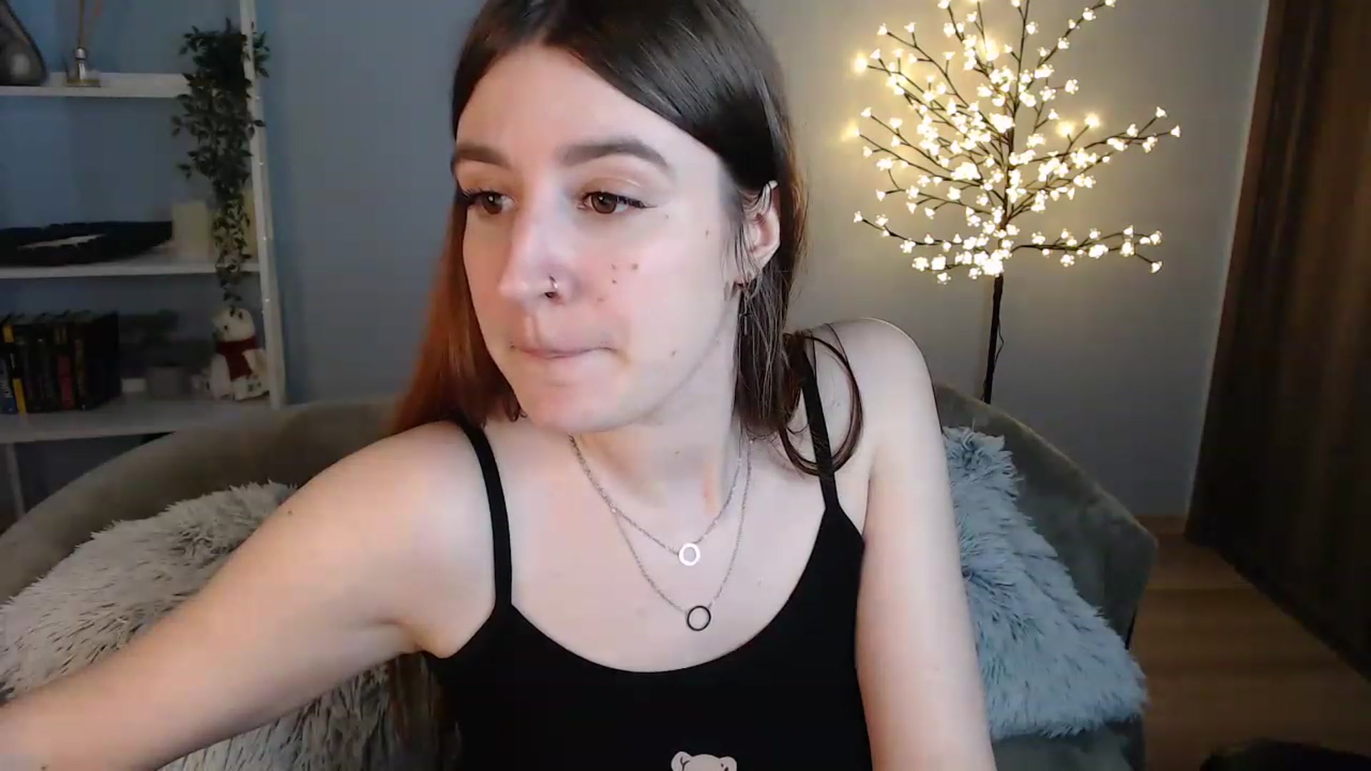Gallery image thumbnail from Brocard's myfreecams stream on, 06/16/2023, 11:24 image 4 of 20