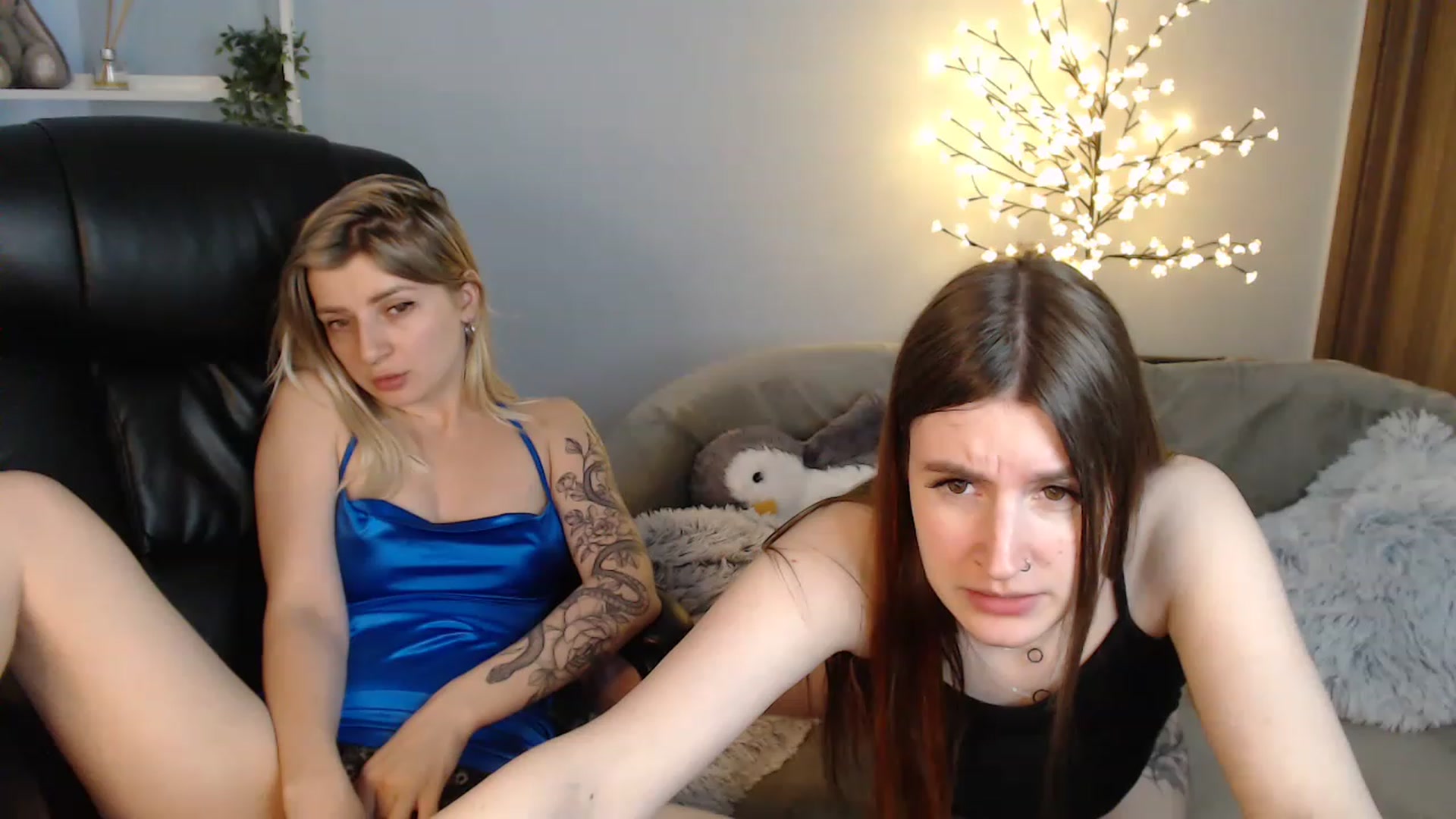 Gallery image thumbnail from Brocard's myfreecams stream on, 06/16/2023, 12:38 image 9 of 20