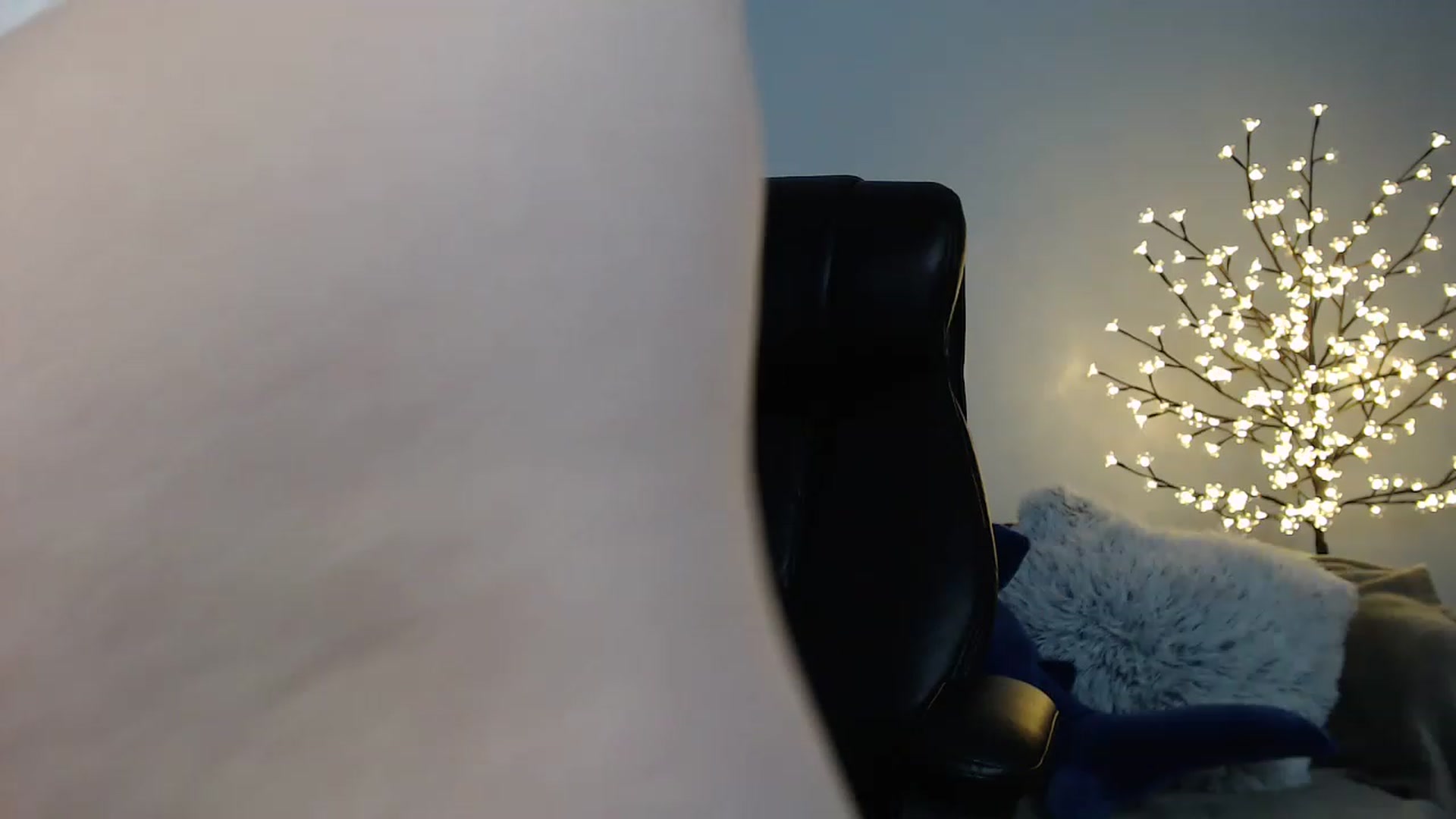 Gallery image thumbnail from Brocard's myfreecams stream on, 07/08/2023, 09:30 image 14 of 20