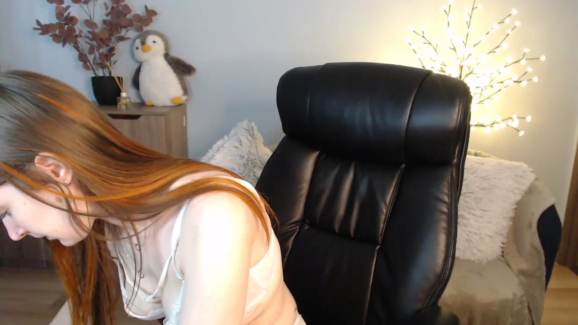 Gallery image thumbnail from Brocard's myfreecams stream on, 07/20/2023, 11:14 image 17 of 20
