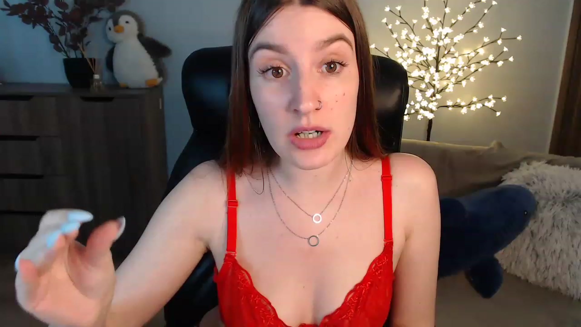 Gallery image thumbnail from Brocard's myfreecams stream on, 07/21/2023, 13:32 image 13 of 20