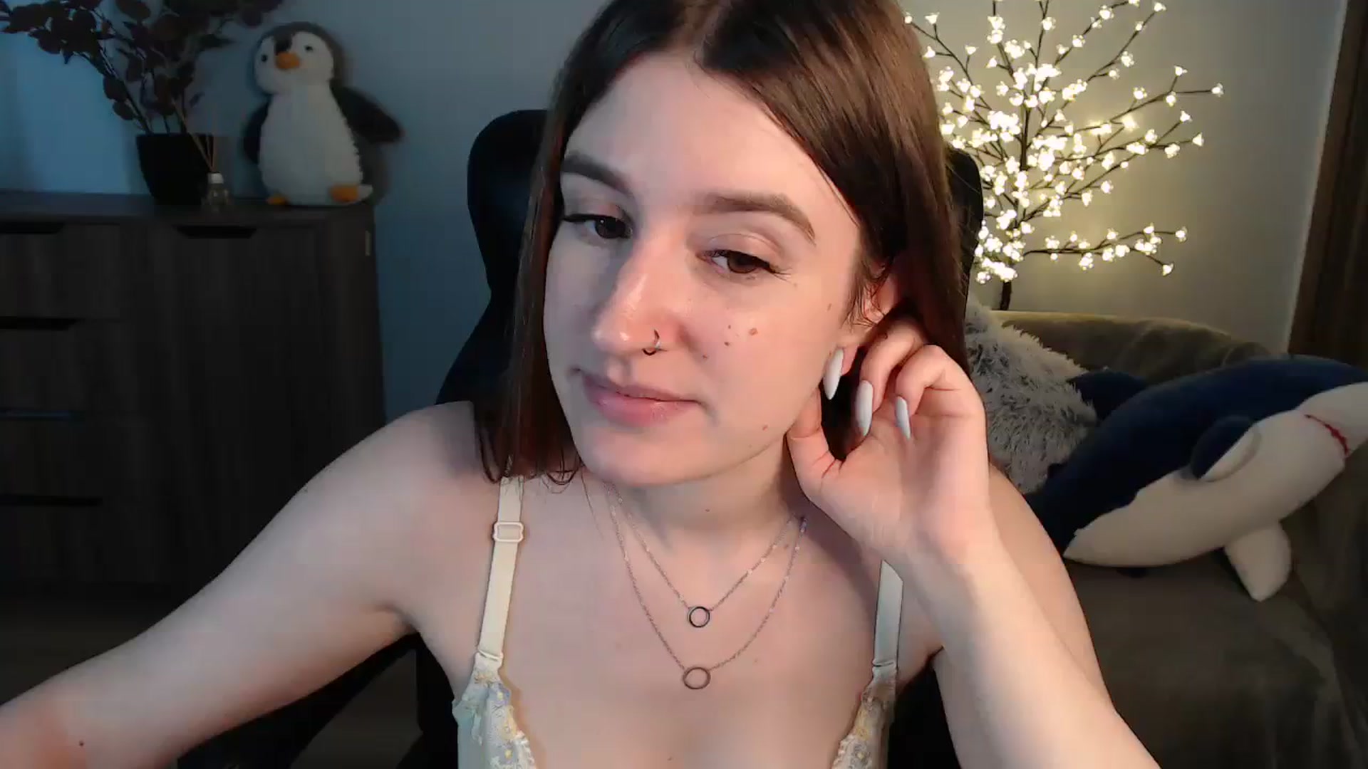Gallery image thumbnail from Brocard's myfreecams stream on, 07/23/2023, 12:40 image 5 of 20