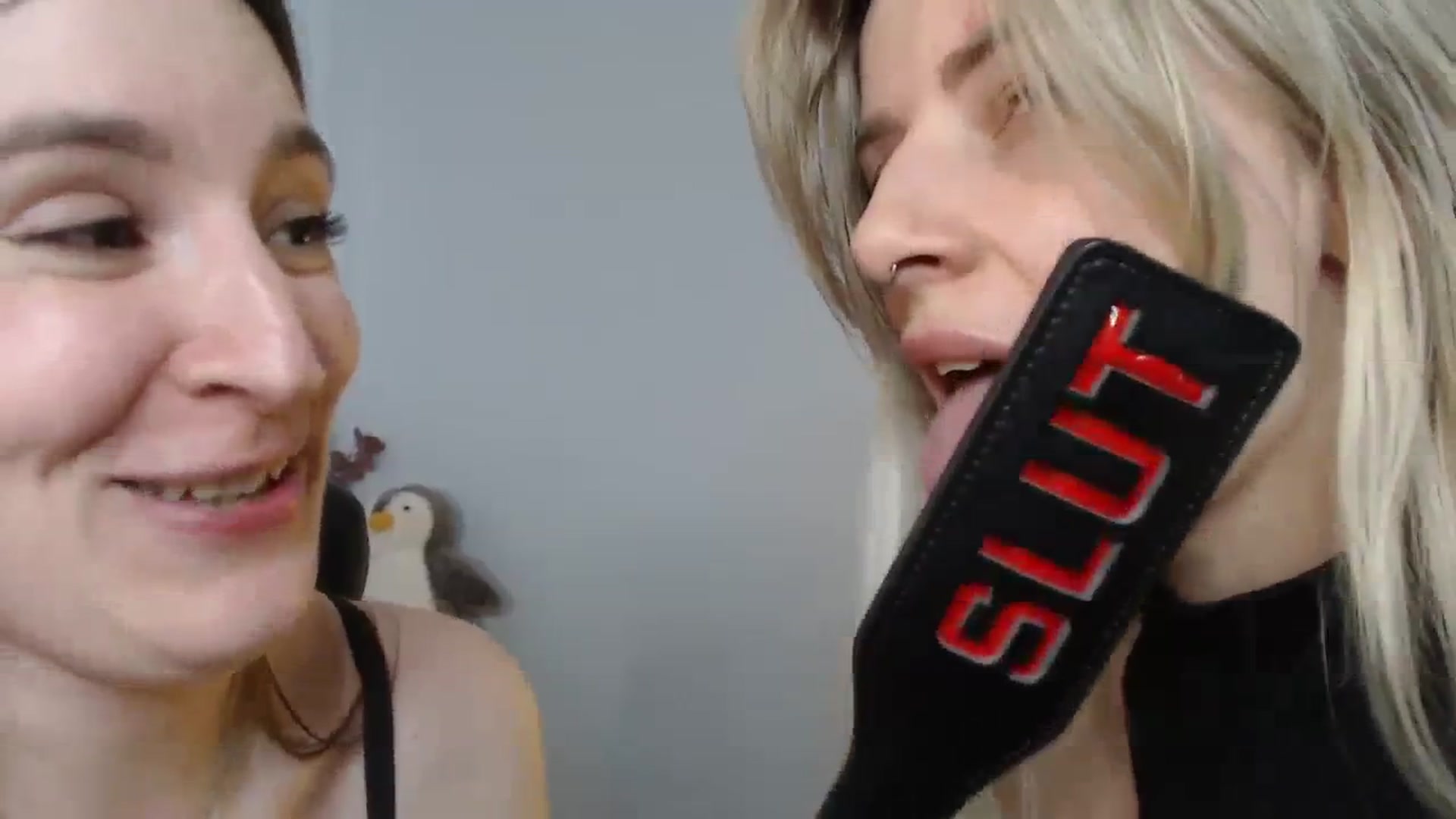 Gallery image thumbnail from Brocard's myfreecams stream on, 08/09/2023, 13:54 image 18 of 20