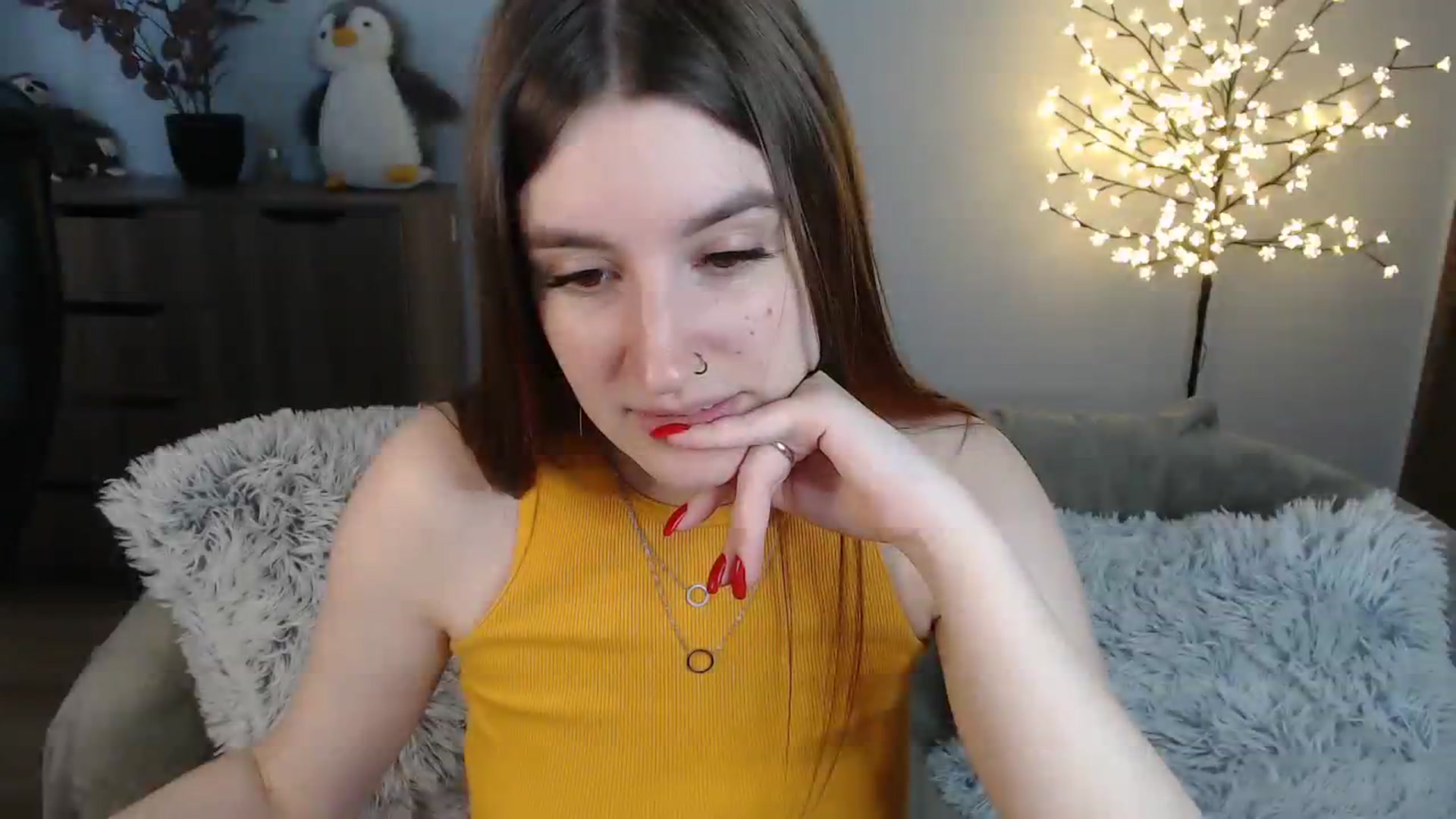 Gallery image thumbnail from Brocard's myfreecams stream on, 08/10/2023, 10:23 image 18 of 20