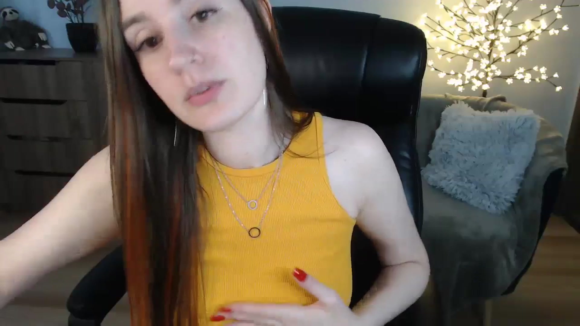 Gallery image thumbnail from Brocard's myfreecams stream on, 08/10/2023, 12:01 image 18 of 20