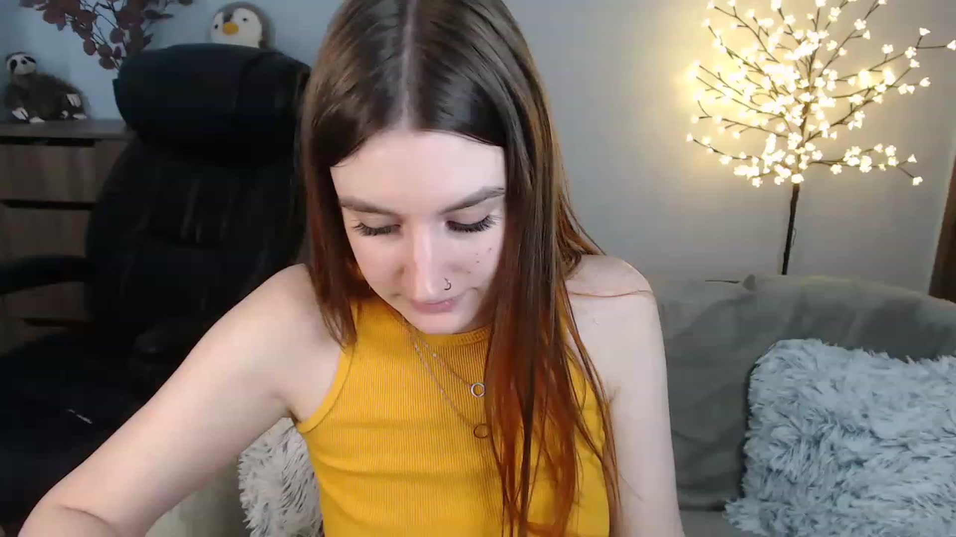 Gallery image thumbnail from Brocard's myfreecams stream on, 08/10/2023, 13:57 image 17 of 20