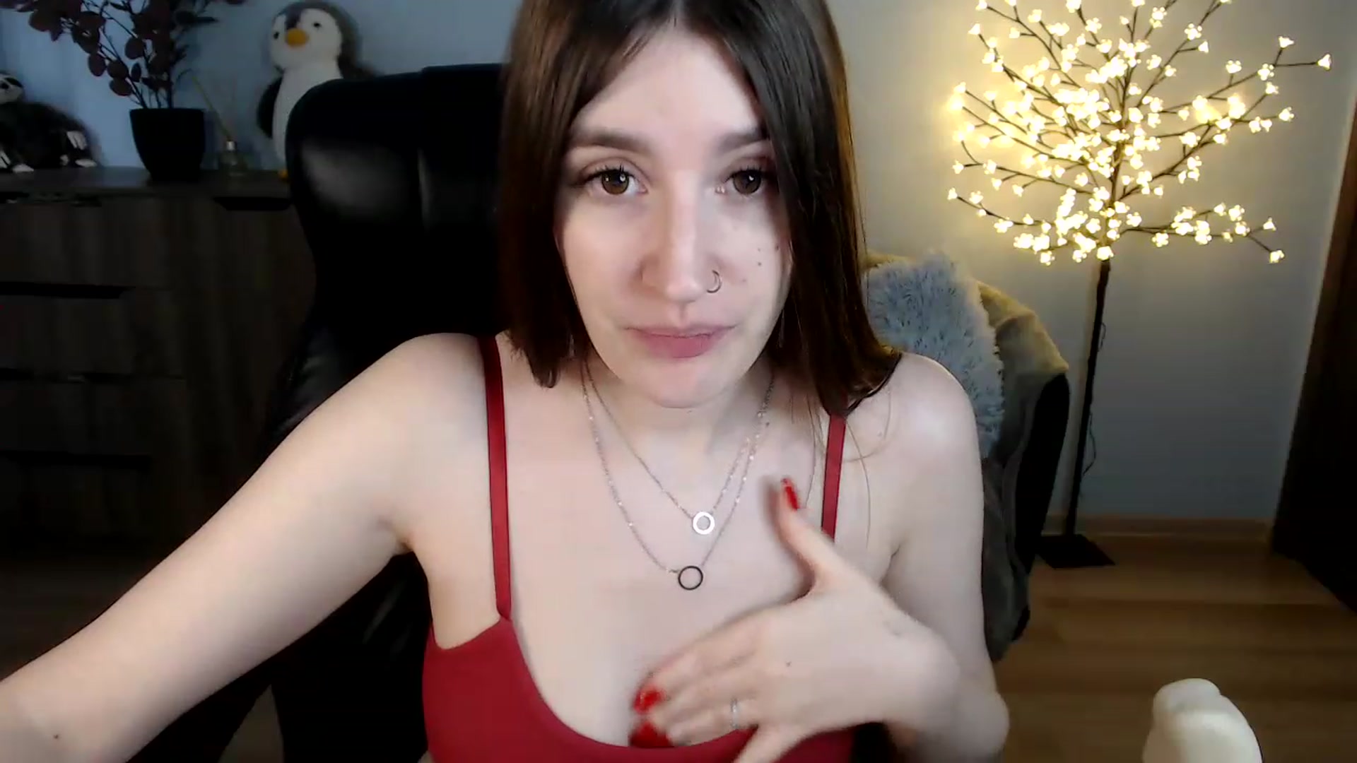Gallery image thumbnail from Brocard's myfreecams stream on, 08/11/2023, 08:49 image 15 of 20