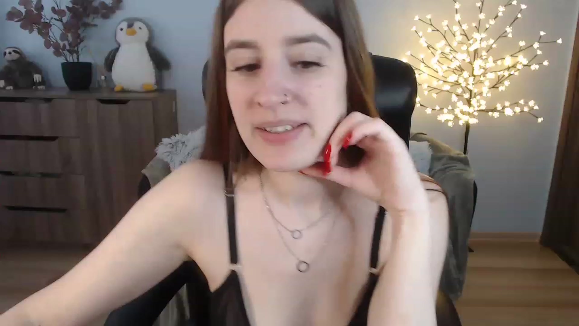Gallery image thumbnail from Brocard's myfreecams stream on, 08/14/2023, 09:28 image 7 of 20