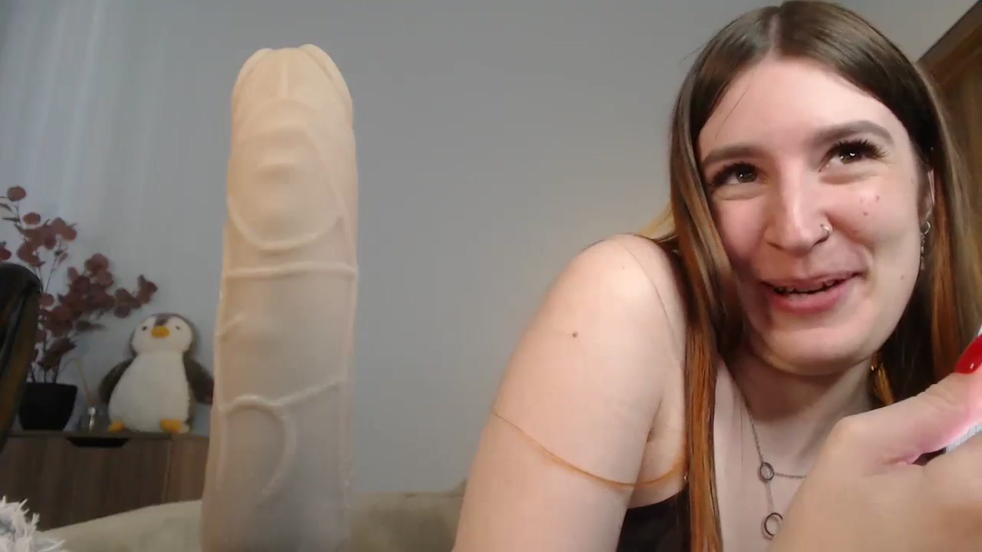 Gallery image thumbnail from Brocard's myfreecams stream on, 08/14/2023, 13:03 image 16 of 20