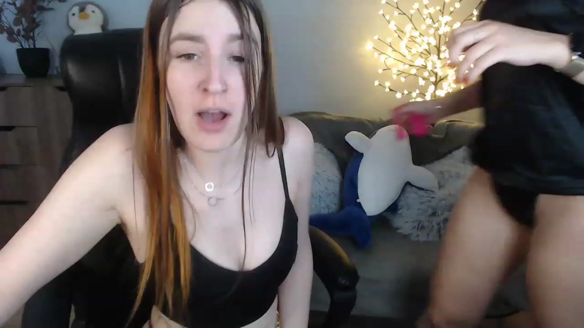 Gallery image thumbnail from Brocard's myfreecams stream on, 08/20/2023, 12:00 image 3 of 20