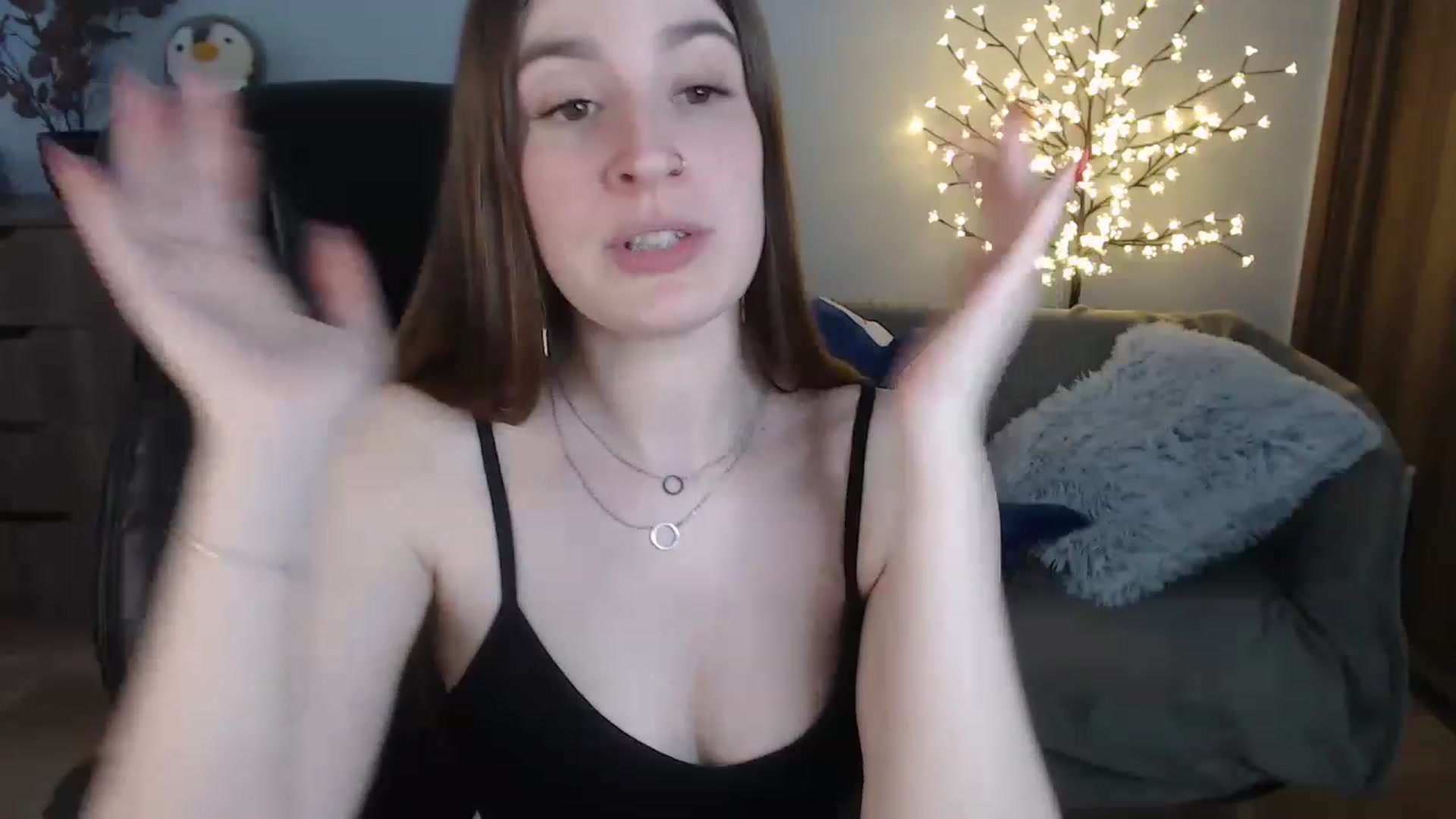 Gallery image thumbnail from Brocard's myfreecams stream on, 08/20/2023, 12:43 image 13 of 20