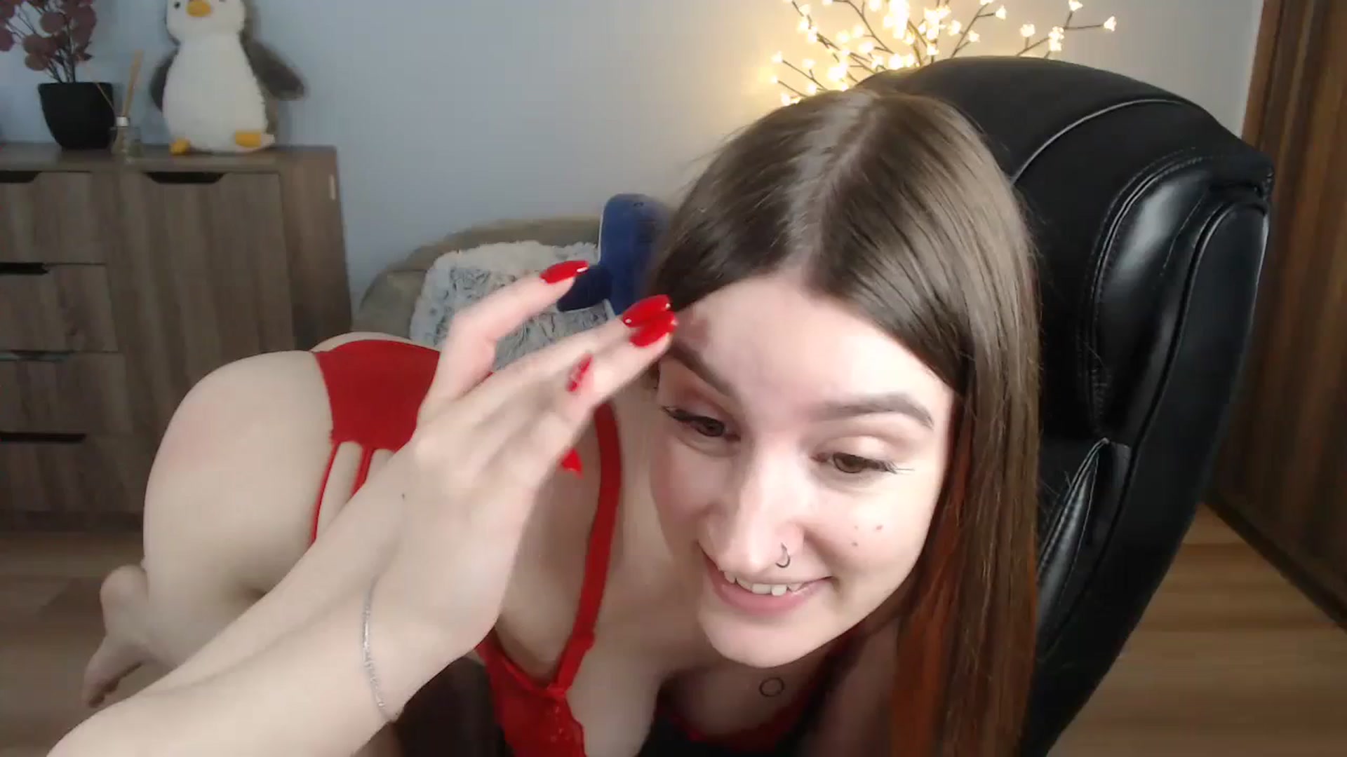 Gallery image thumbnail from Brocard's myfreecams stream on, 08/23/2023, 10:13 image 3 of 20