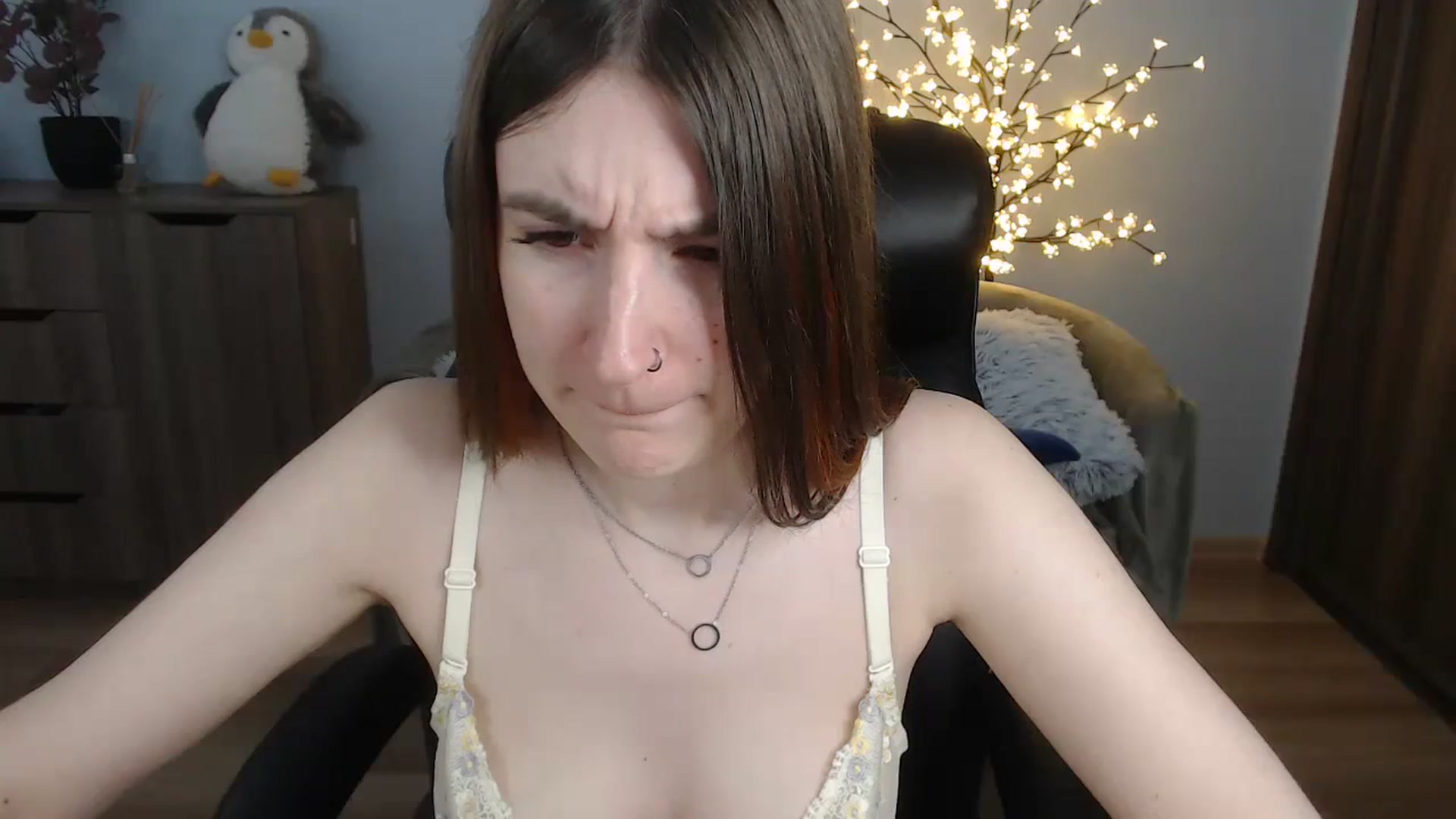 Gallery image thumbnail from Brocard's myfreecams stream on, 08/30/2023, 10:57 image 7 of 20