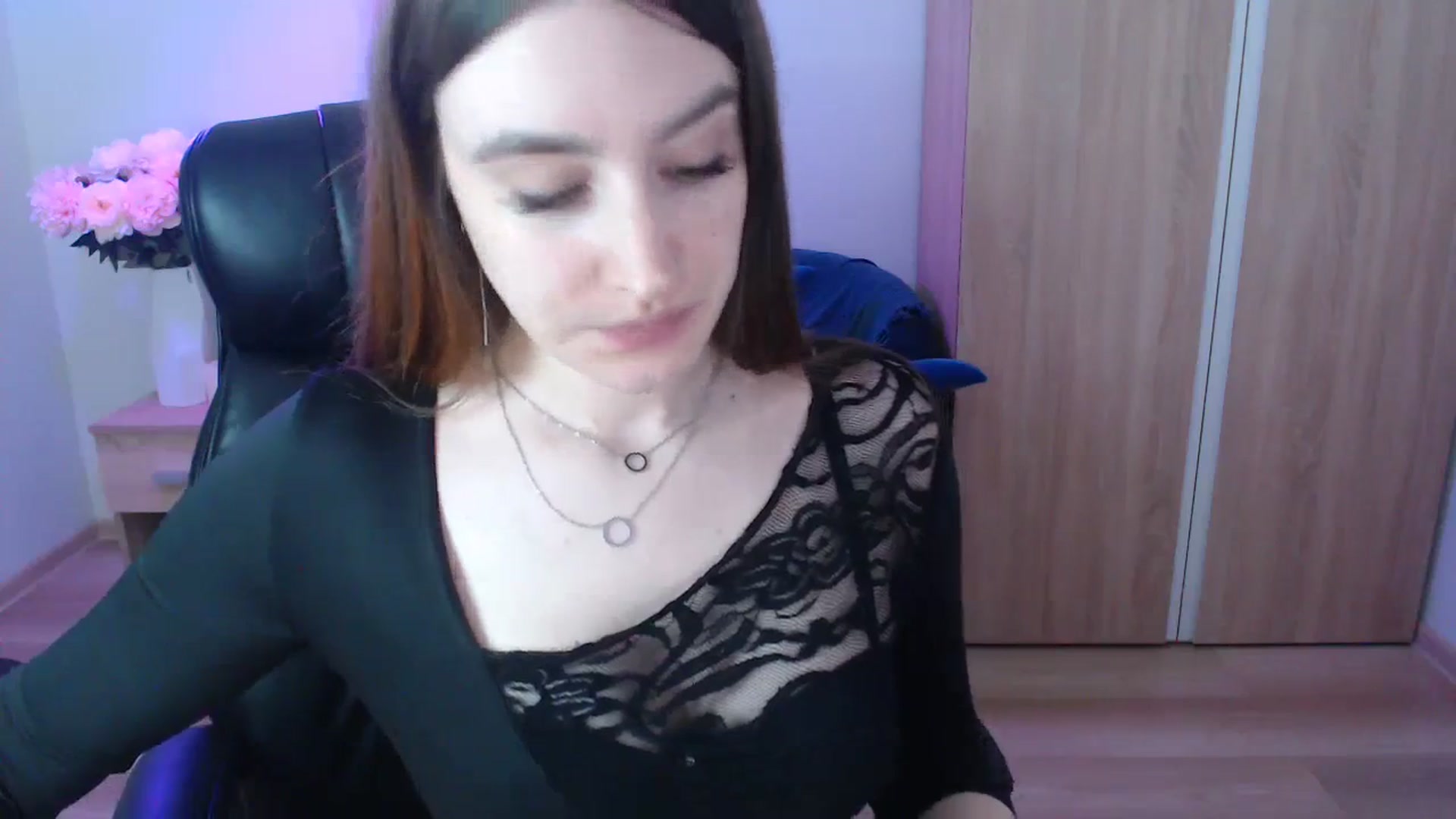 Gallery image thumbnail from Brocard's myfreecams stream on, 09/19/2023, 10:19 image 3 of 20
