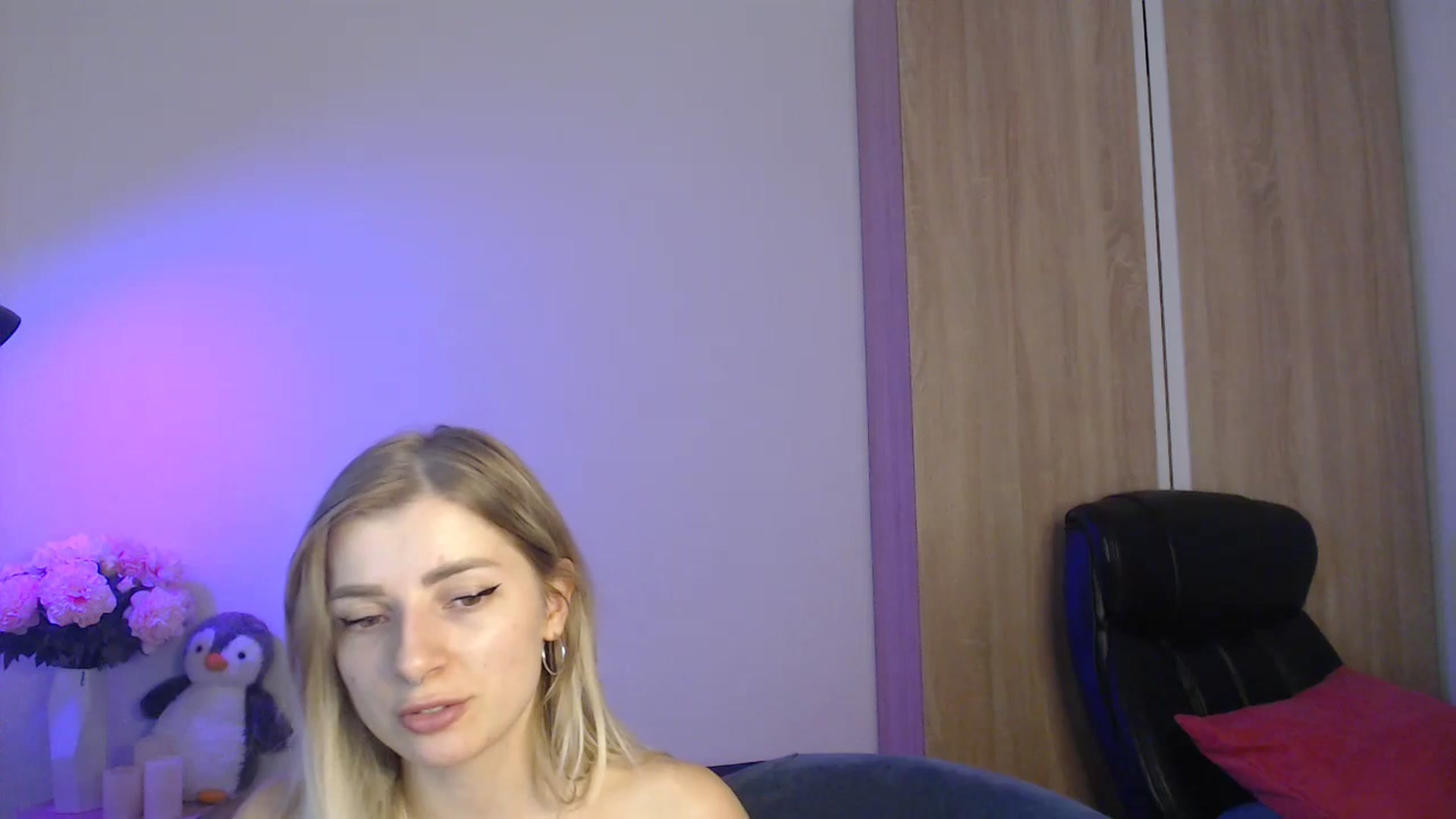Gallery image thumbnail from Brocard's myfreecams stream on, 10/30/2023, 14:55 image 3 of 20