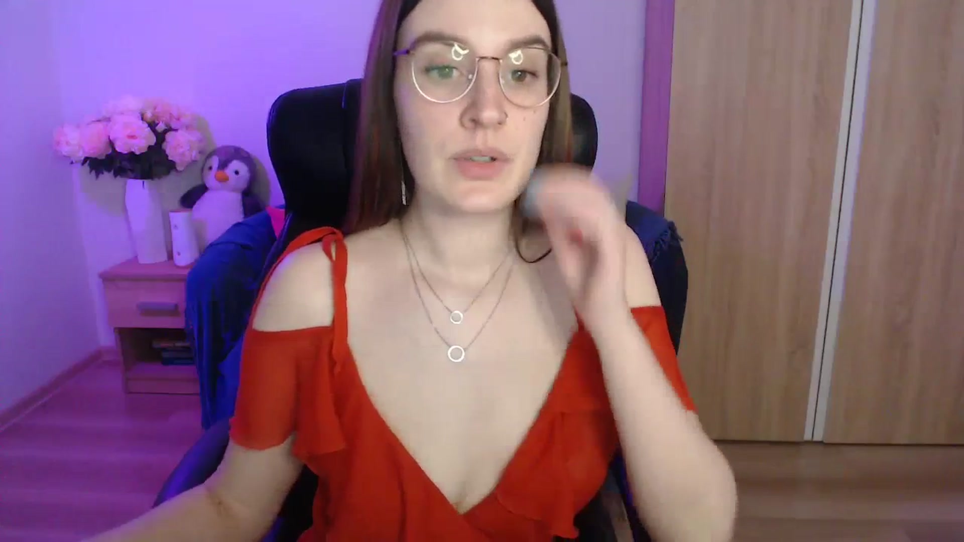 Gallery image thumbnail from Brocard's myfreecams stream on, 12/01/2023, 14:03 image 10 of 20