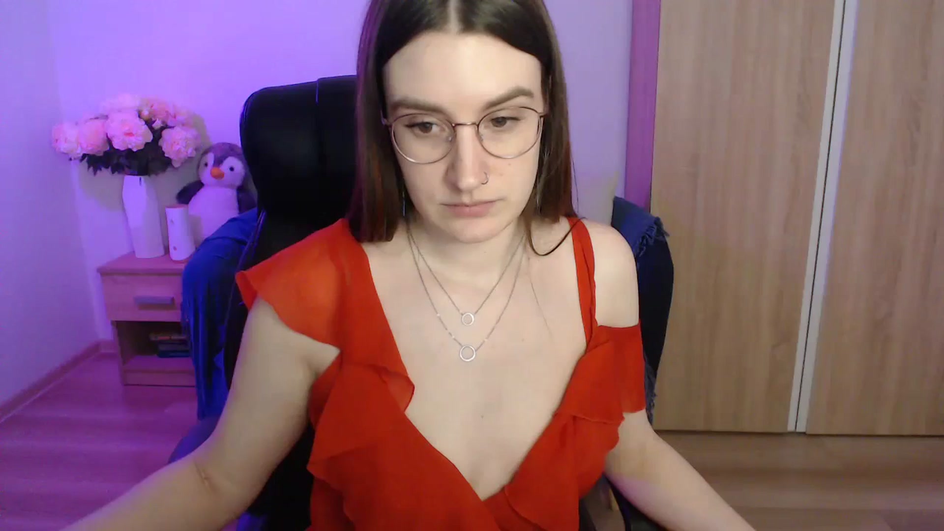 Gallery image thumbnail from Brocard's myfreecams stream on, 12/01/2023, 14:03 image 9 of 20